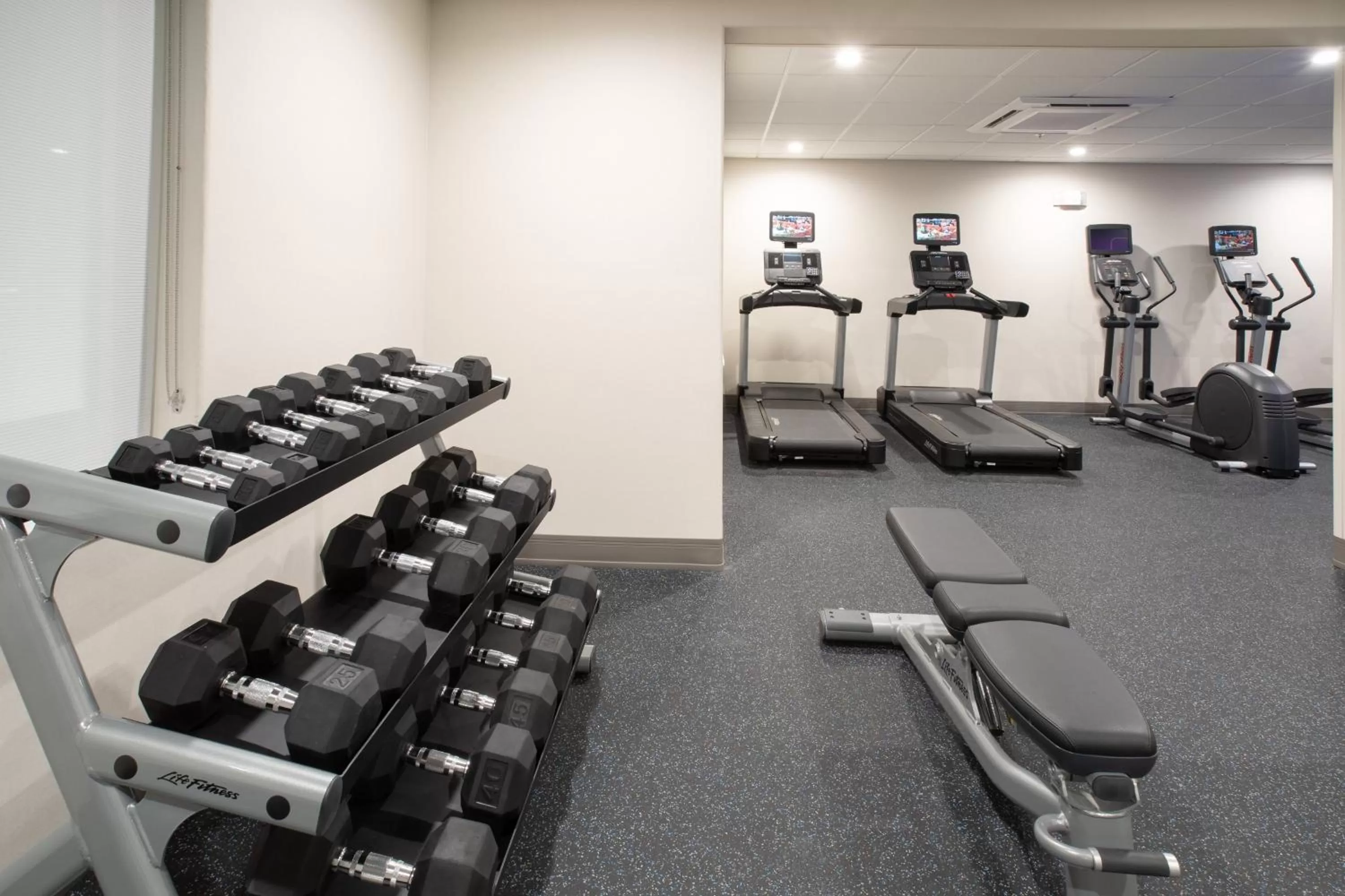 Fitness centre/facilities in Holiday Inn Express Hotel & Suites Grand Junction by IHG
