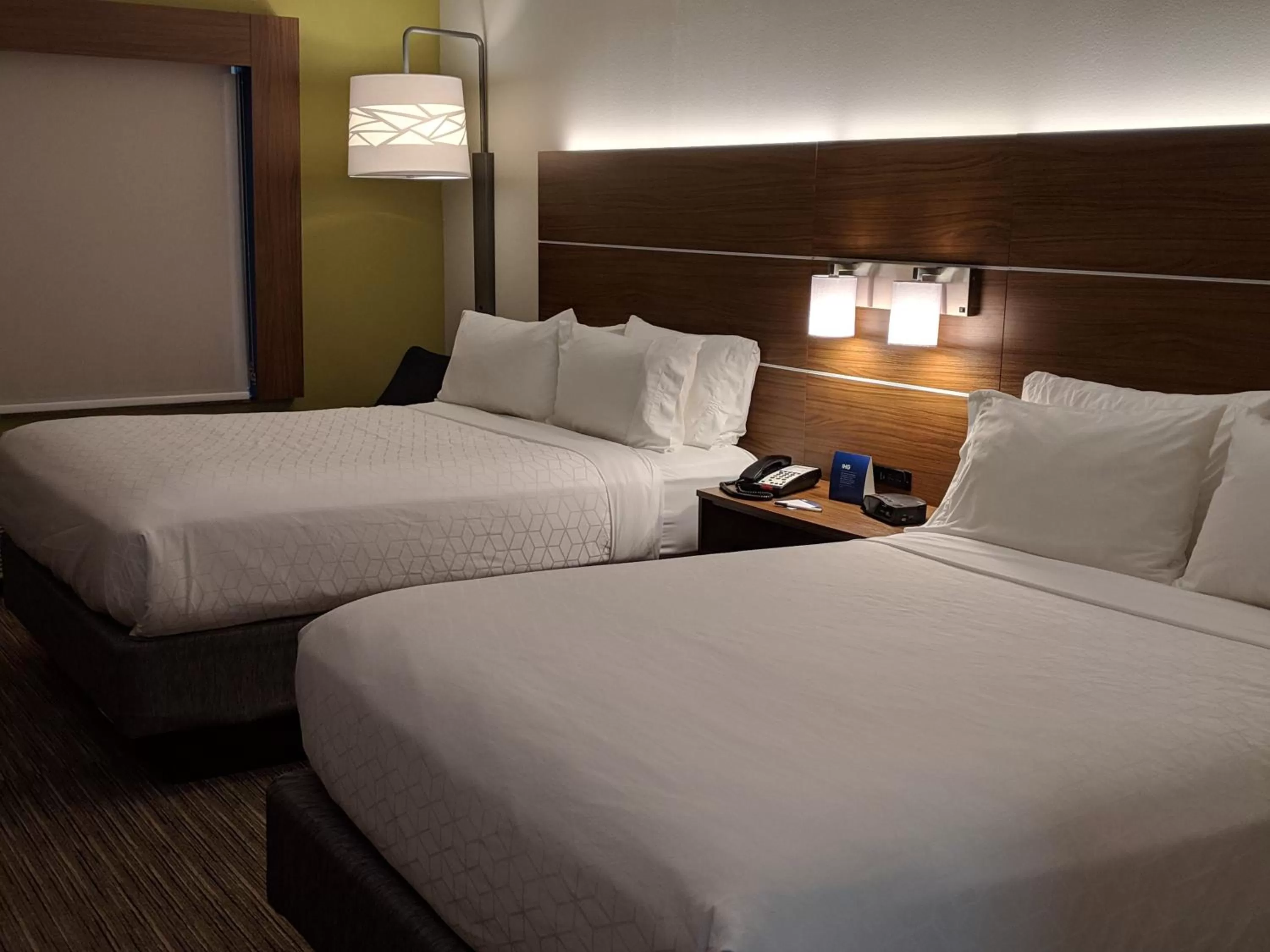 Photo of the whole room, Bed in Holiday Inn Express Hotel & Suites Claypool Hill -Richlands Area by IHG