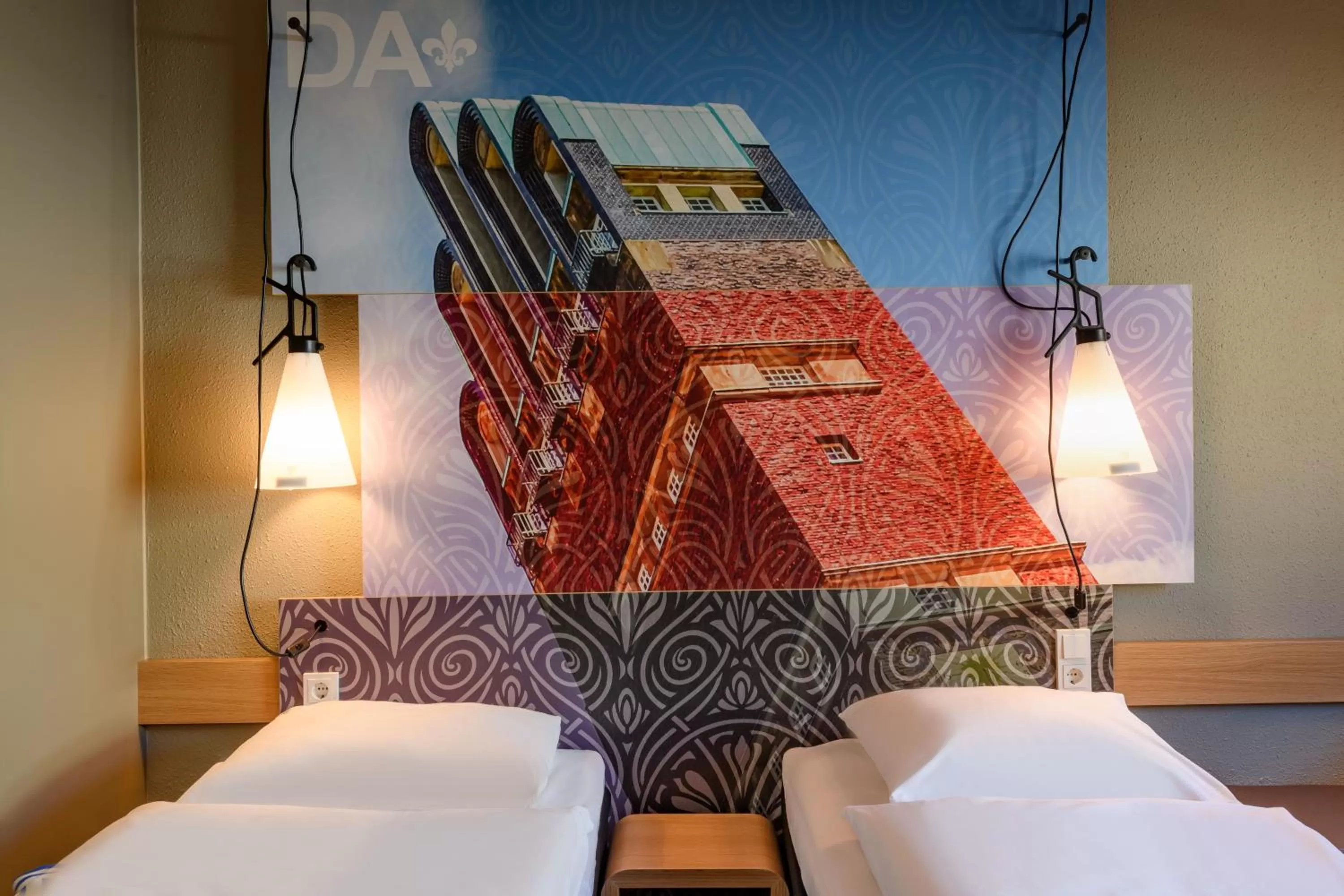 Bedroom, Bed in T H E Darmstadt