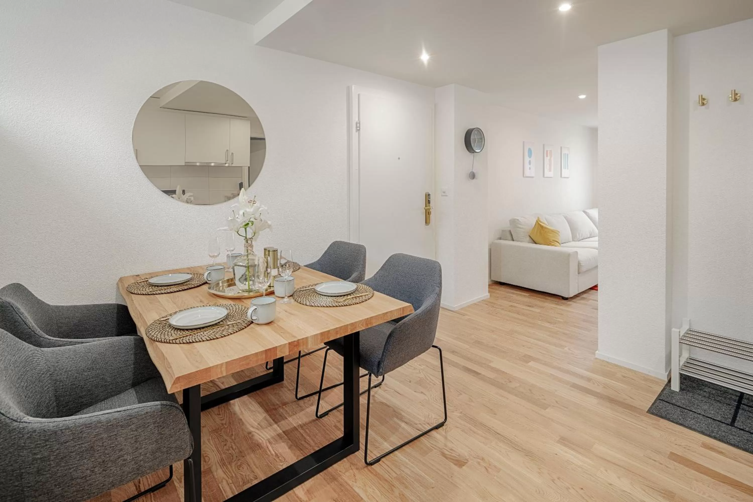 Seating area in VISIMO Apartments St Georgen-Strasse St Gallen - Design City Nature