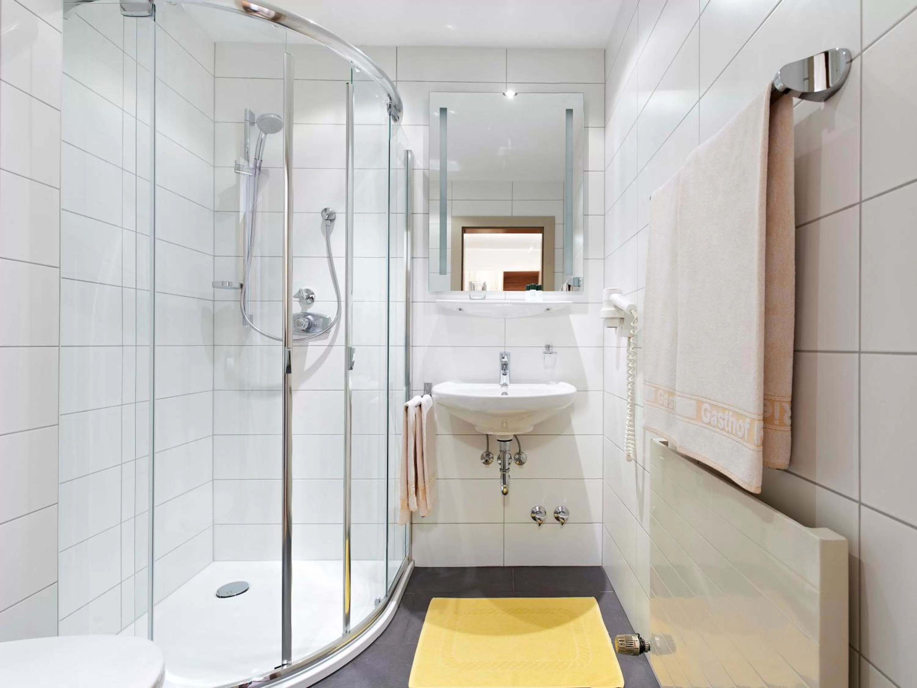 Bathroom in Biergasthof Riedberg