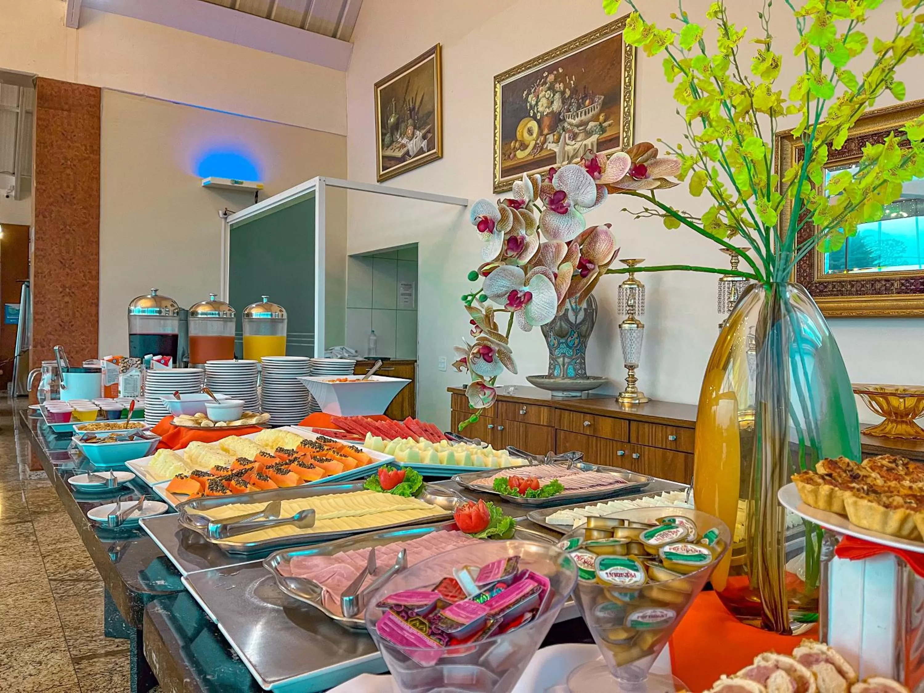 Restaurant/places to eat in Hotel Dan Inn Campos do Jordão