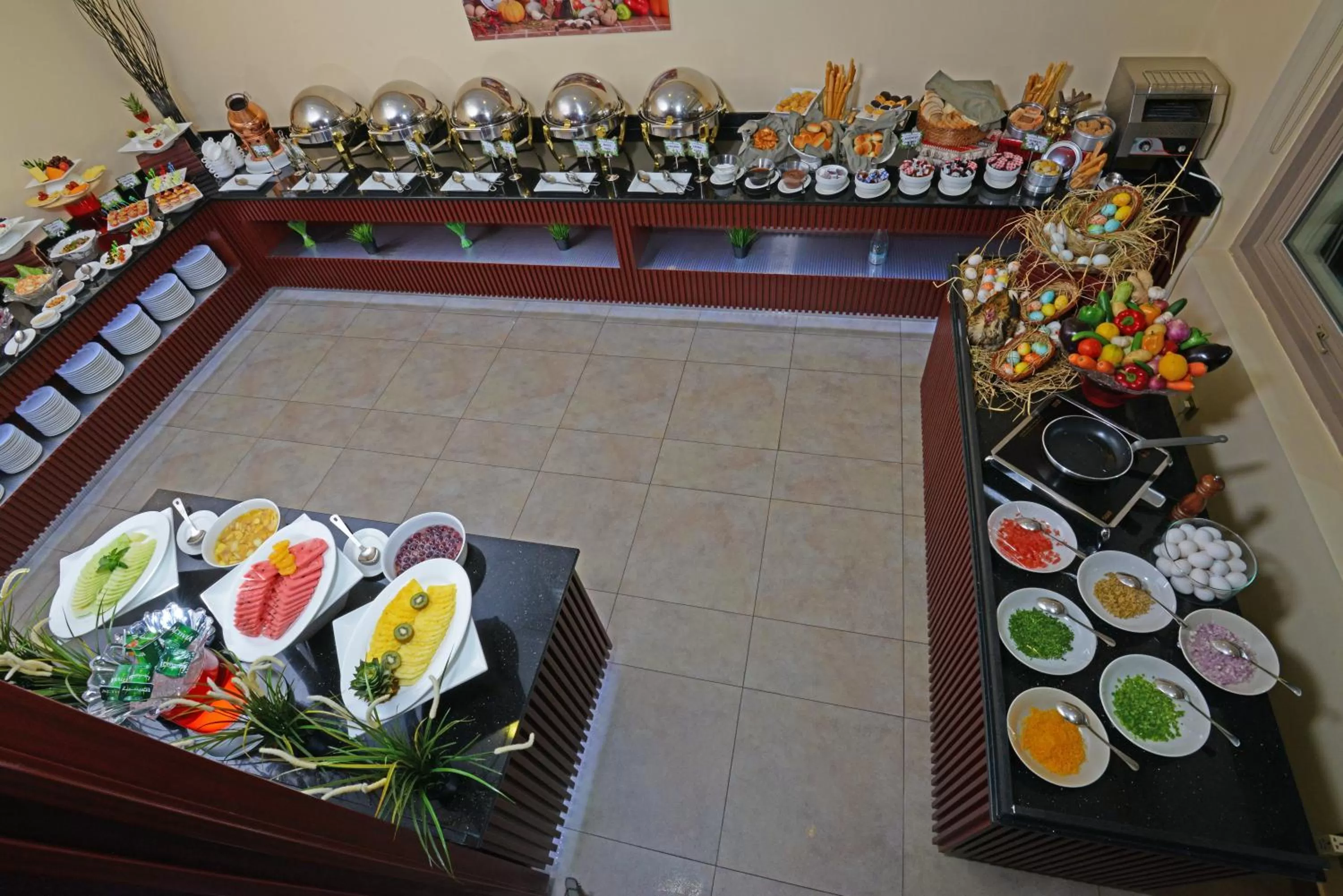 Restaurant/places to eat in Best Western Plus Mahboula