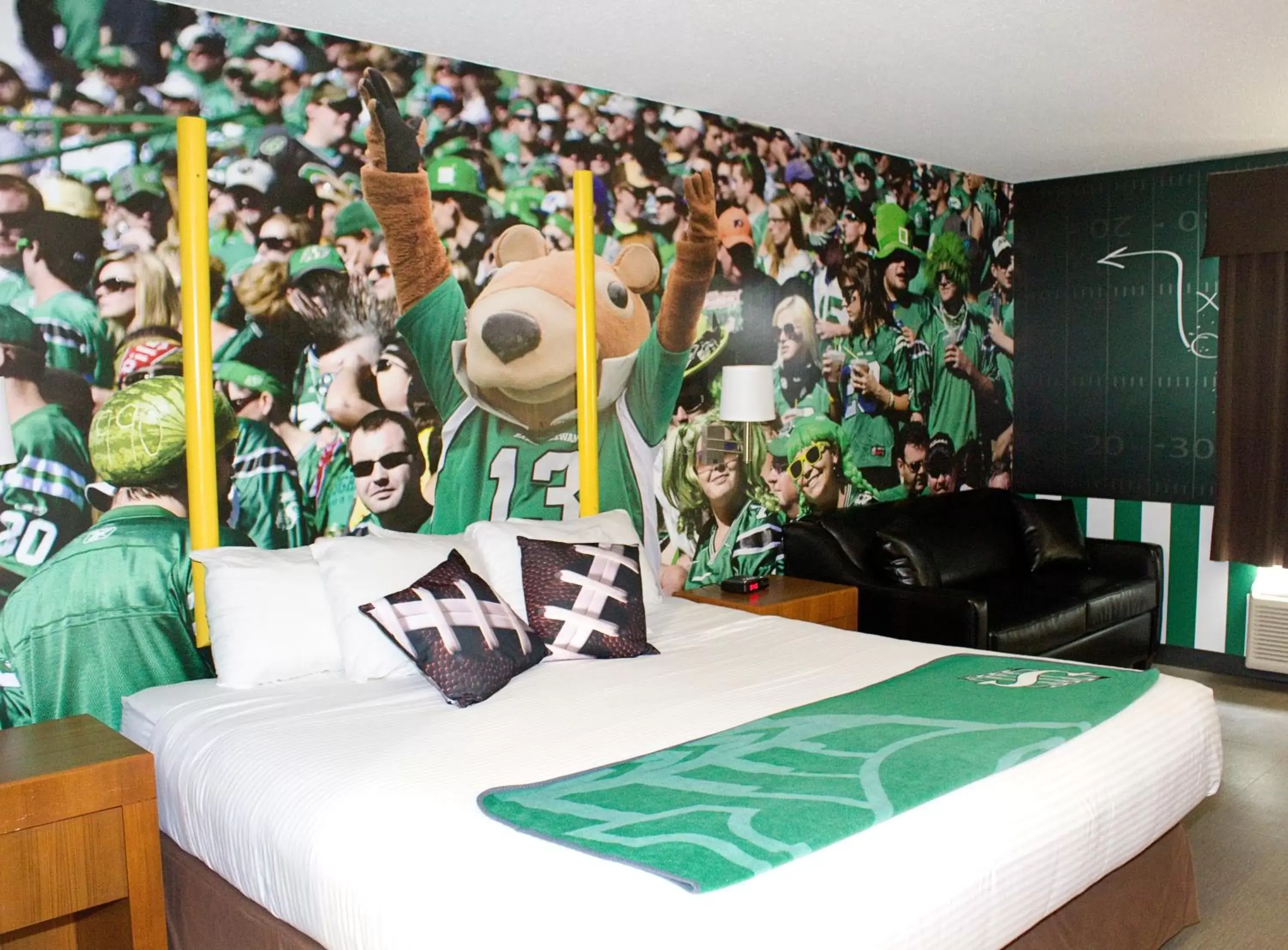 Executive King Suite - Non-Smoking in Days Inn by Wyndham Regina Executive King Suite - Non-Smoking in Days Inn by Wyndham Regina