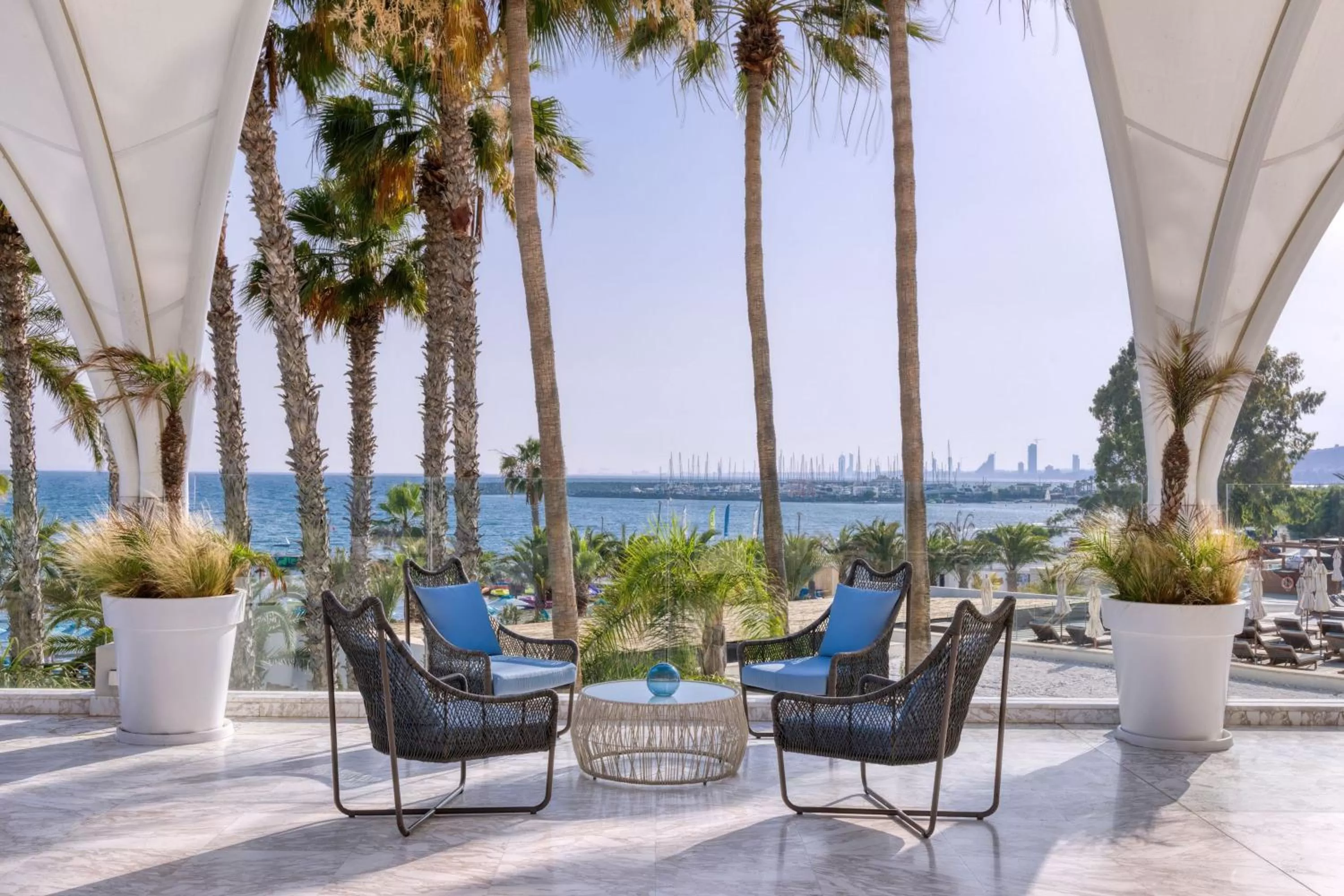 Restaurant/places to eat in Parklane, a Luxury Collection Resort & Spa, Limassol