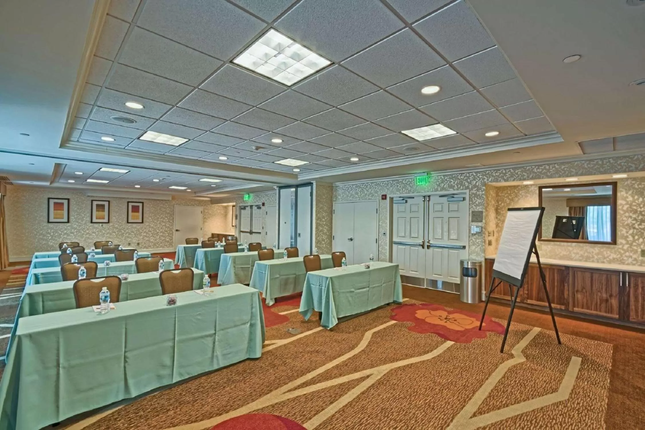 Meeting/conference room in Hilton Garden Inn by Hilton Mount Laurel