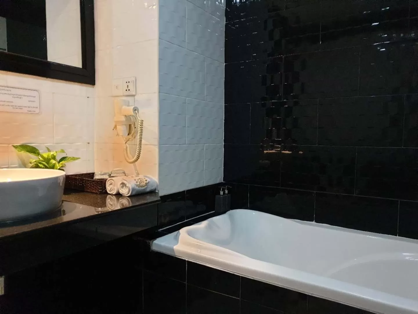 Shower in Aristocrat Residence & Hotel