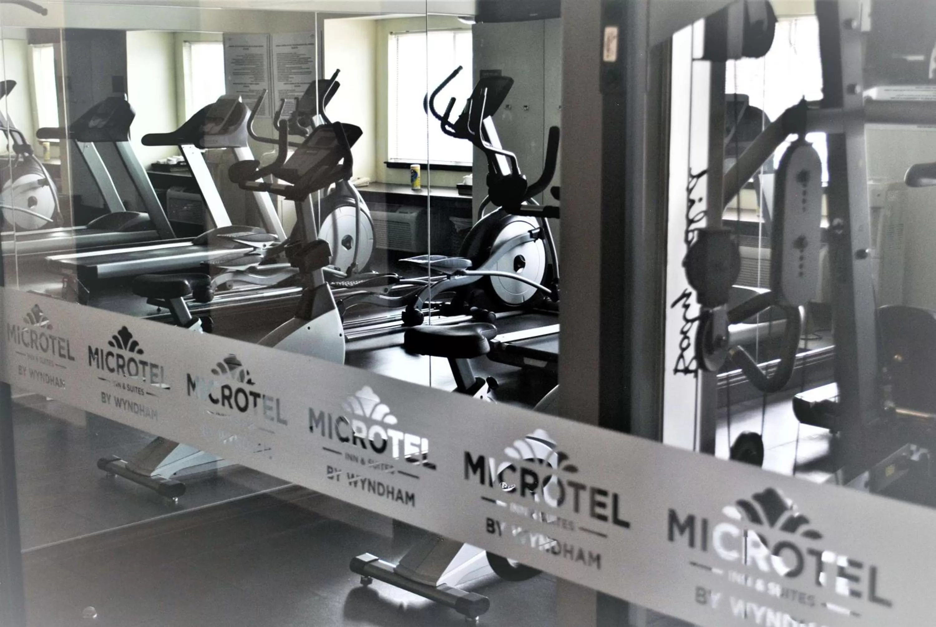 Fitness centre/facilities in Microtel Inn and Suites by Wyndham Toluca
