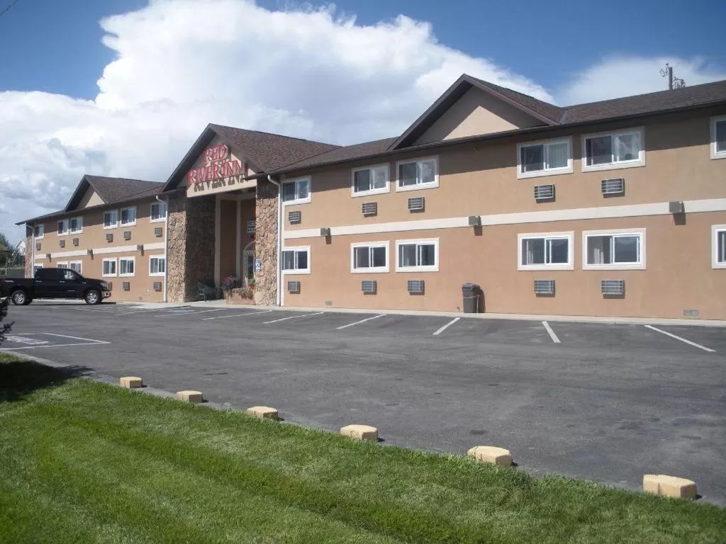 Property building in Red River Inn Silt - Rifle