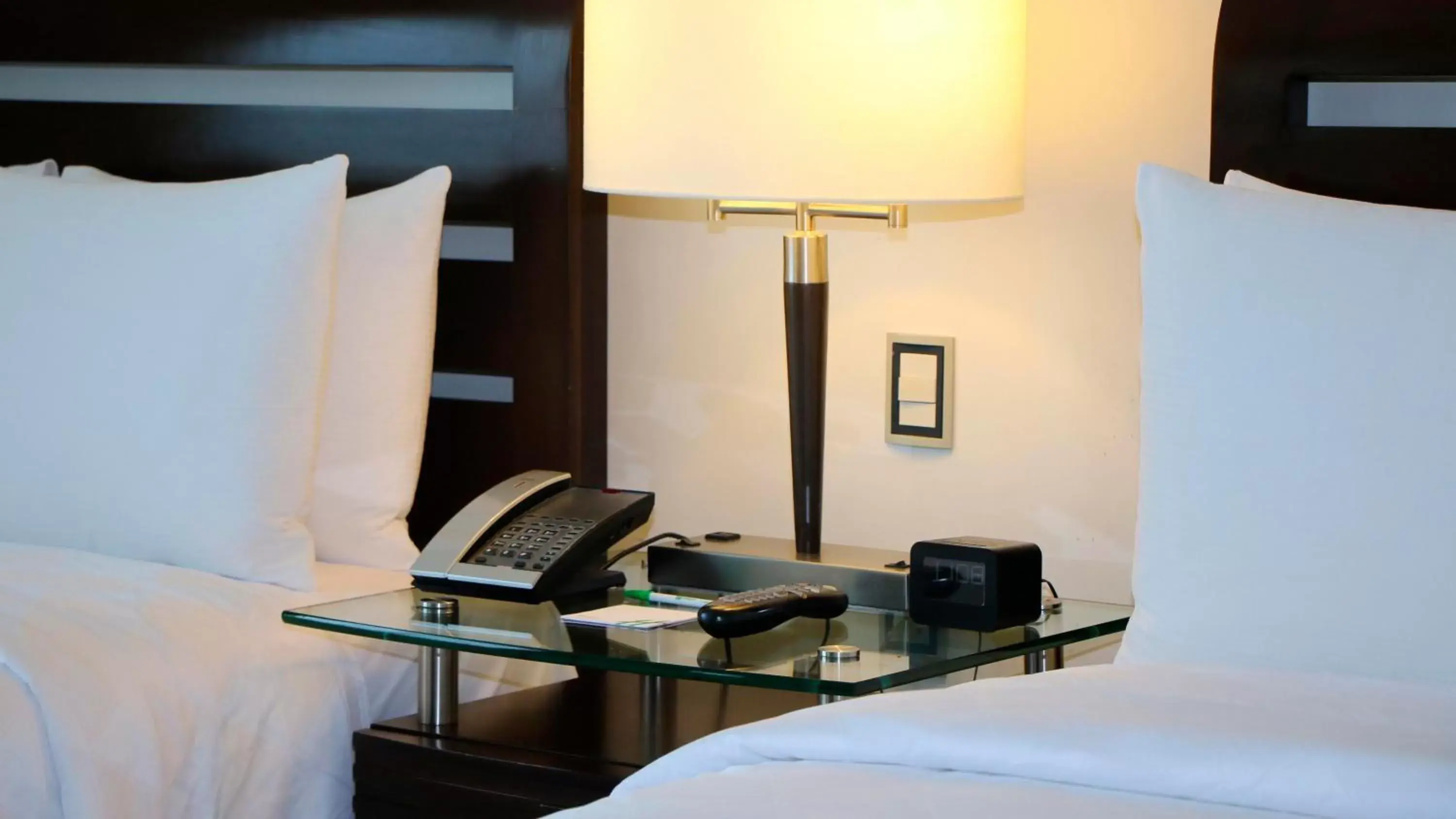 Standard Double Room with Two Double Beds in Holiday Inn - Villahermosa Aeropuerto by IHG Standard Double Room with Two Double Beds in Holiday Inn - Villahermosa Aeropuerto by IHG
