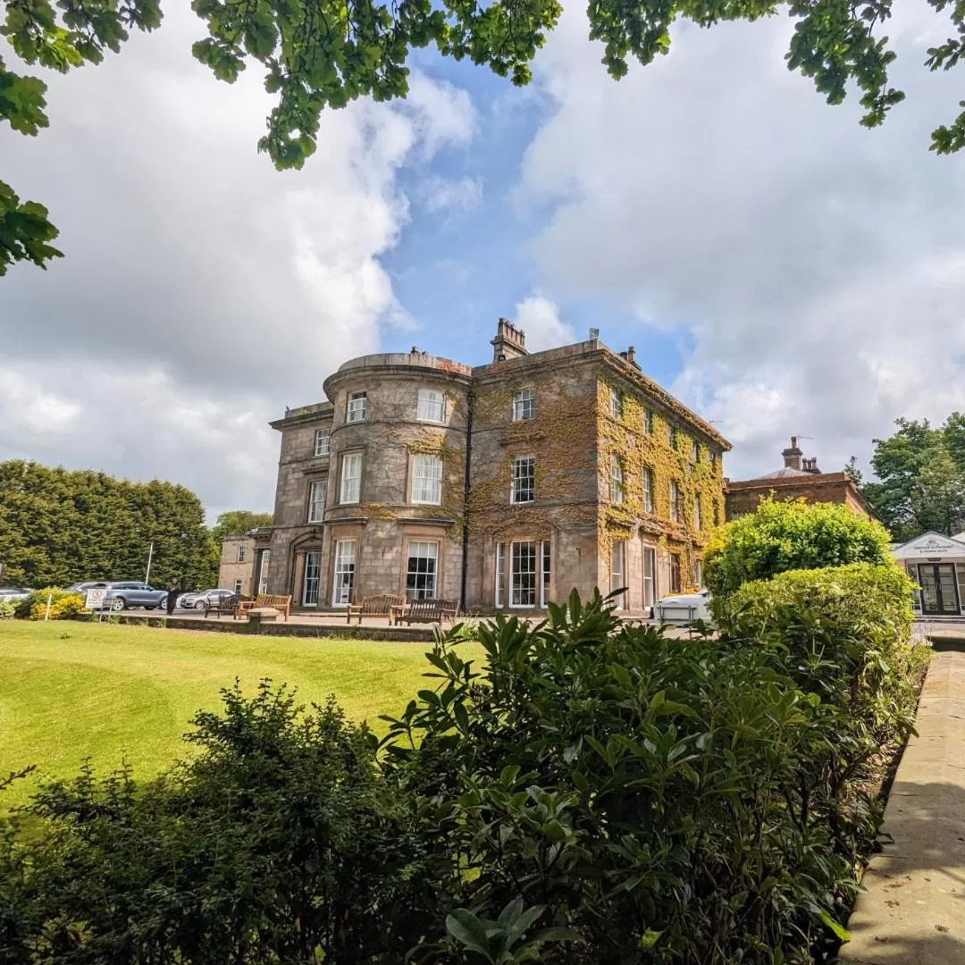 Property building in Shaw Hill Hotel Golf And Country Club