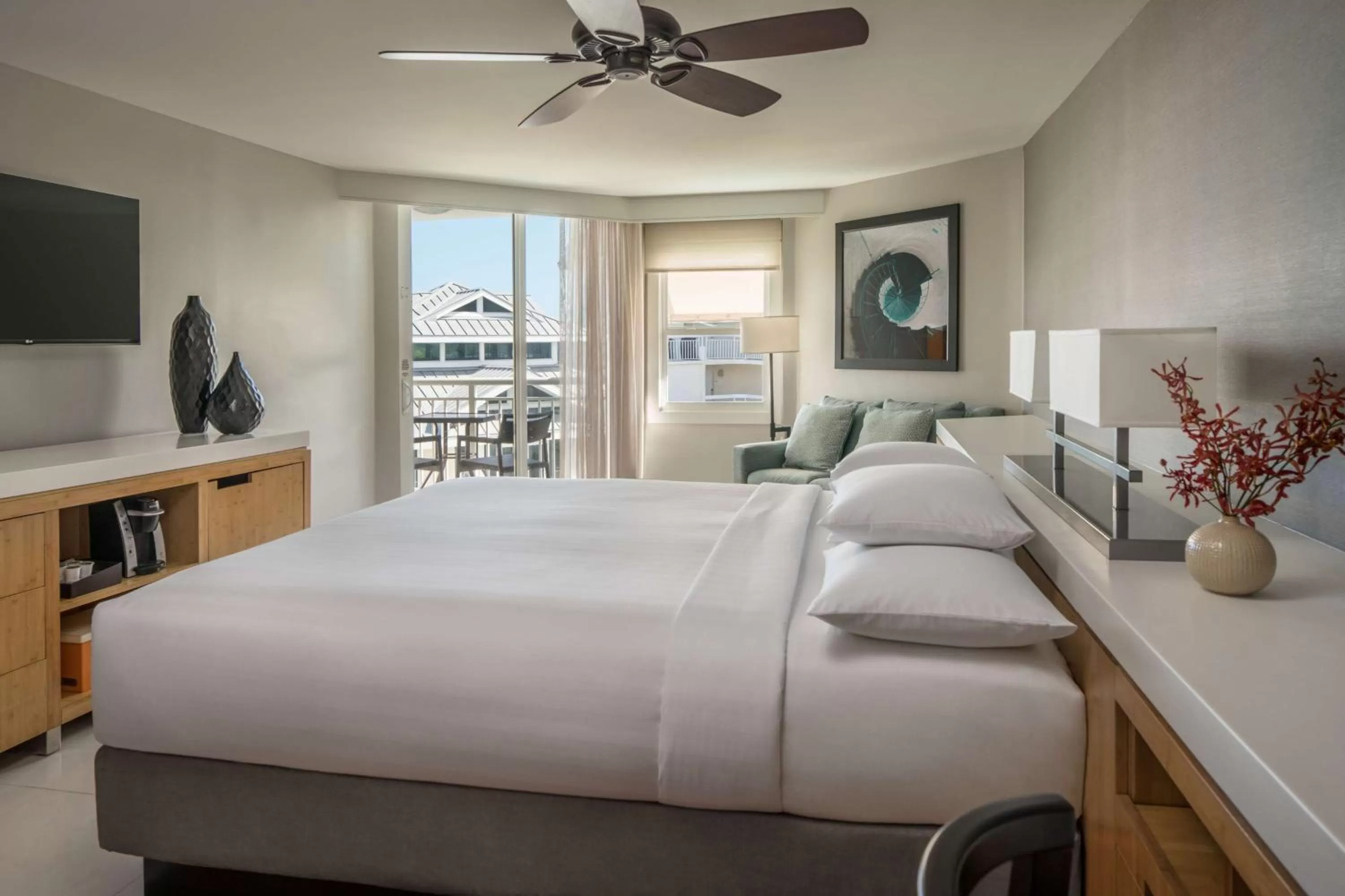 Photo of the whole room, Bed in Hyatt Centric Key West Resort & Spa