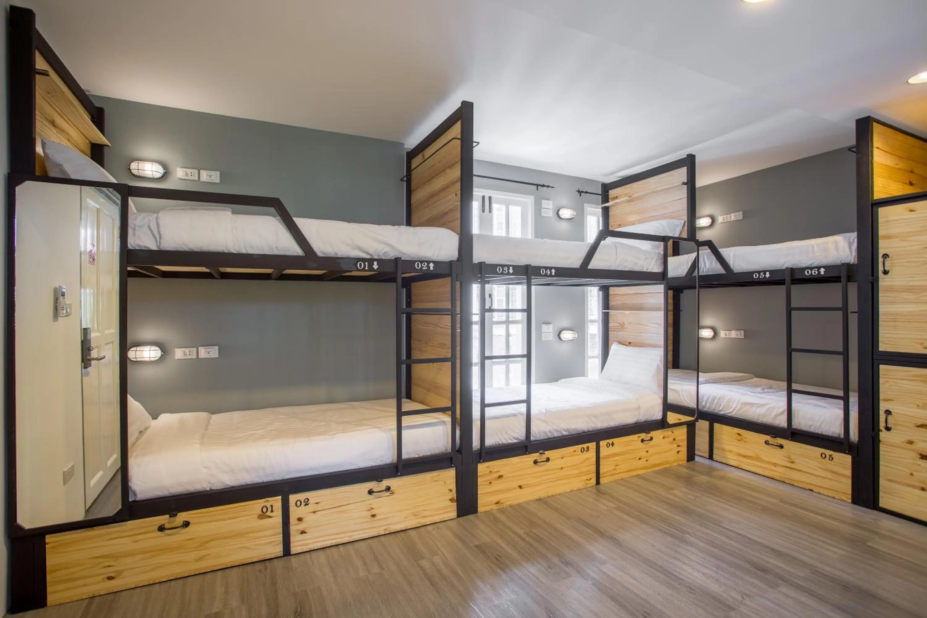 Bedroom, Bed in X9Hostel