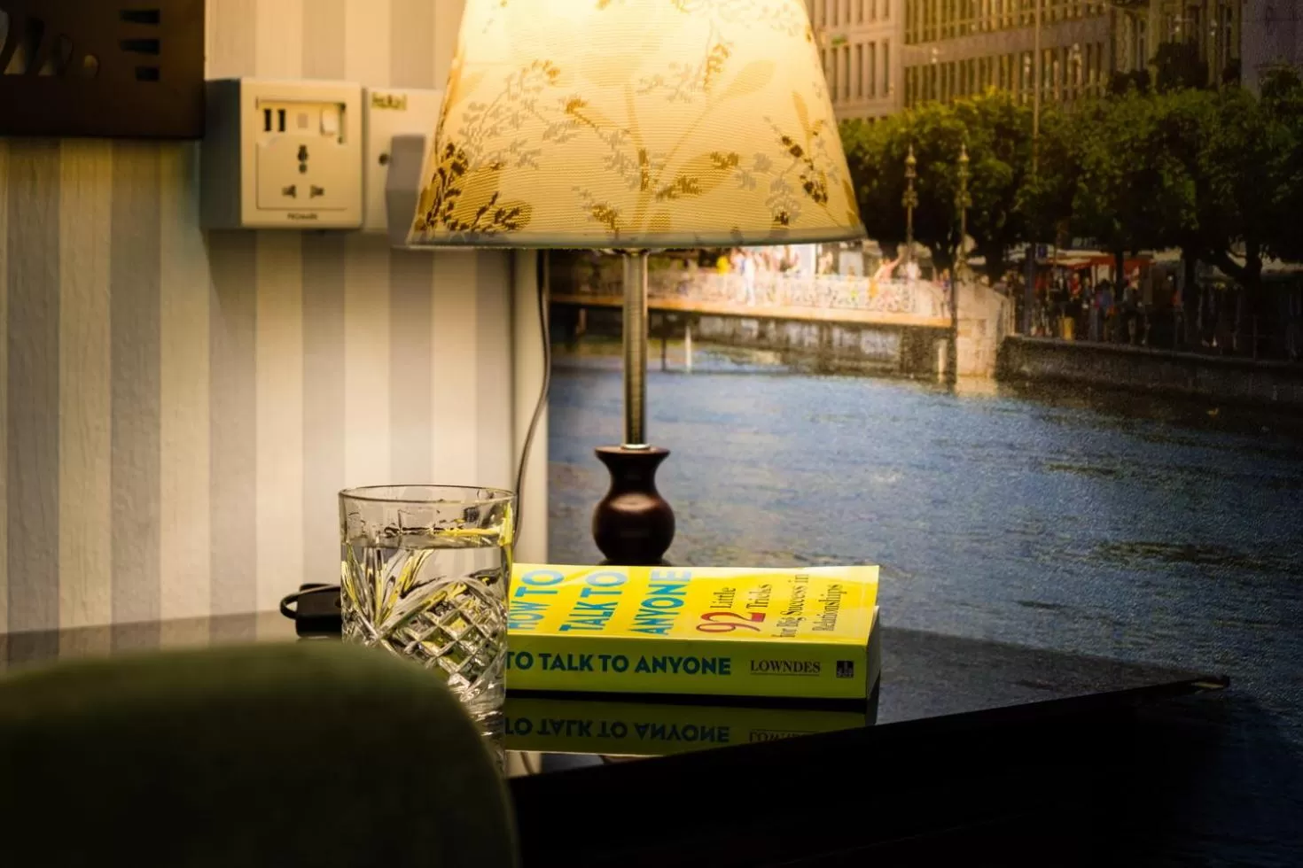 Photo of the whole room in USM Designer Dwell