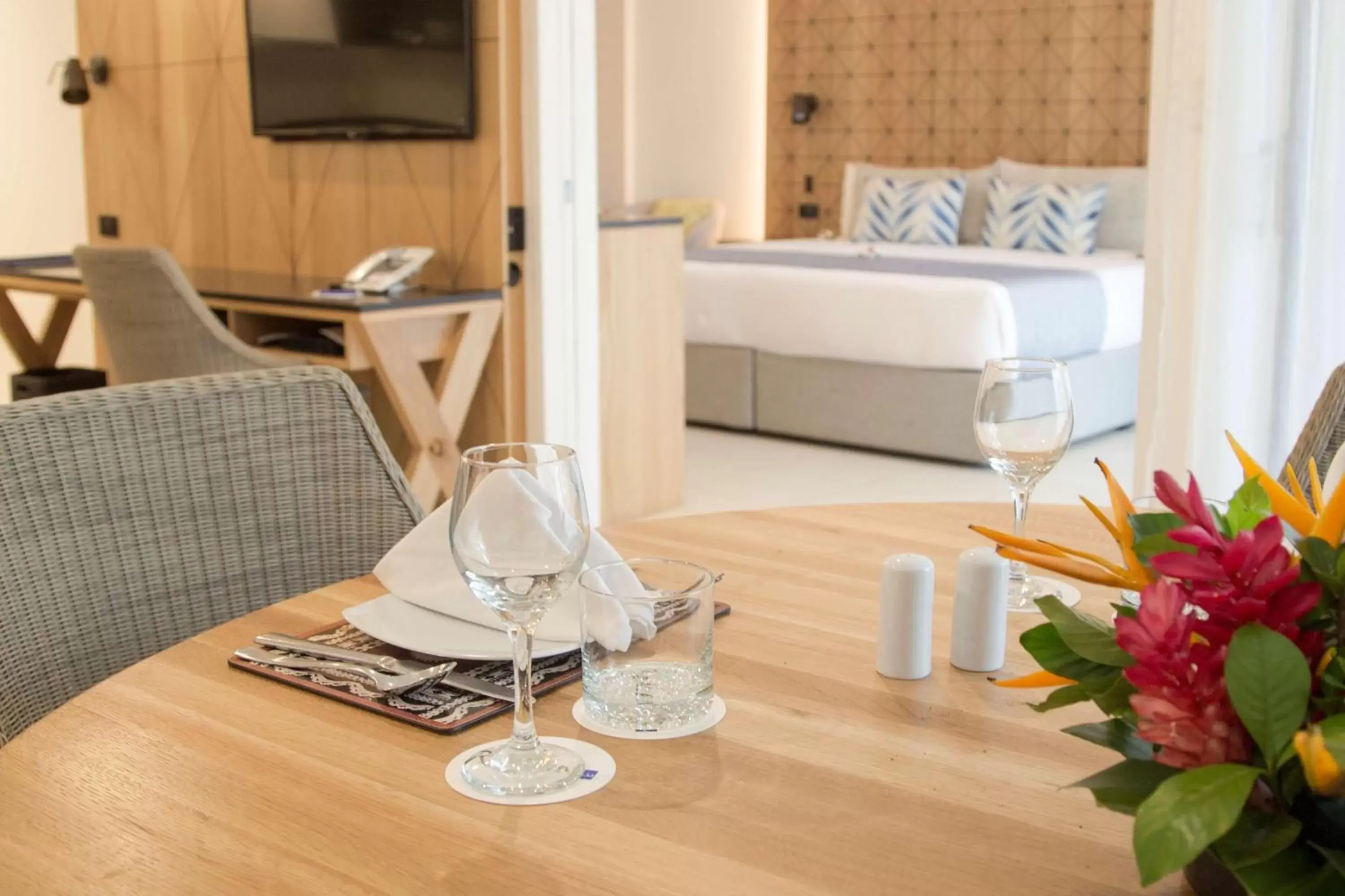 Lagoon View Two-Bedroom Suite in Radisson Blu Resort Fiji Lagoon View Two-Bedroom Suite in Radisson Blu Resort Fiji