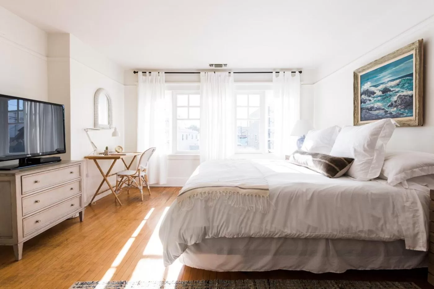 Bed in Venice Beach House