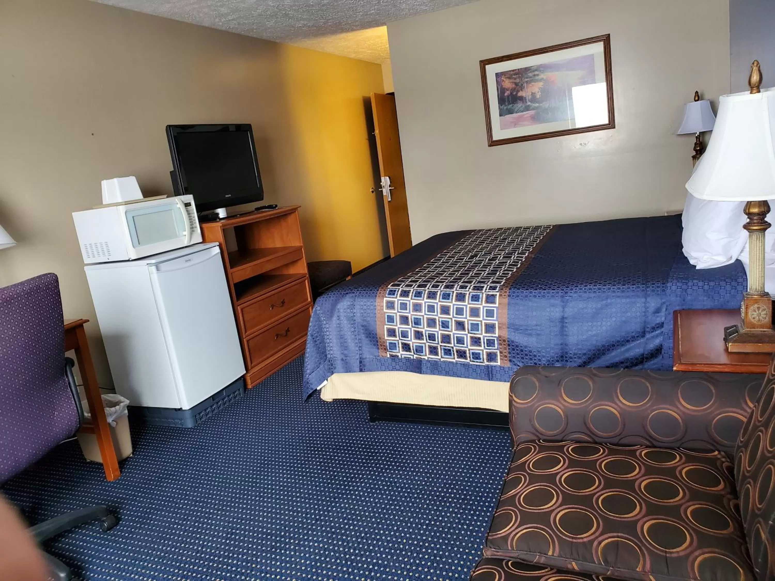 Bedroom, Bed in VICTORIAN INN