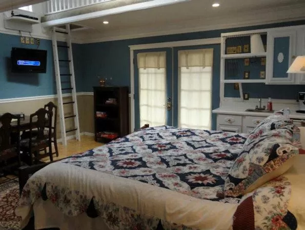 Bed in Book Nook Inn