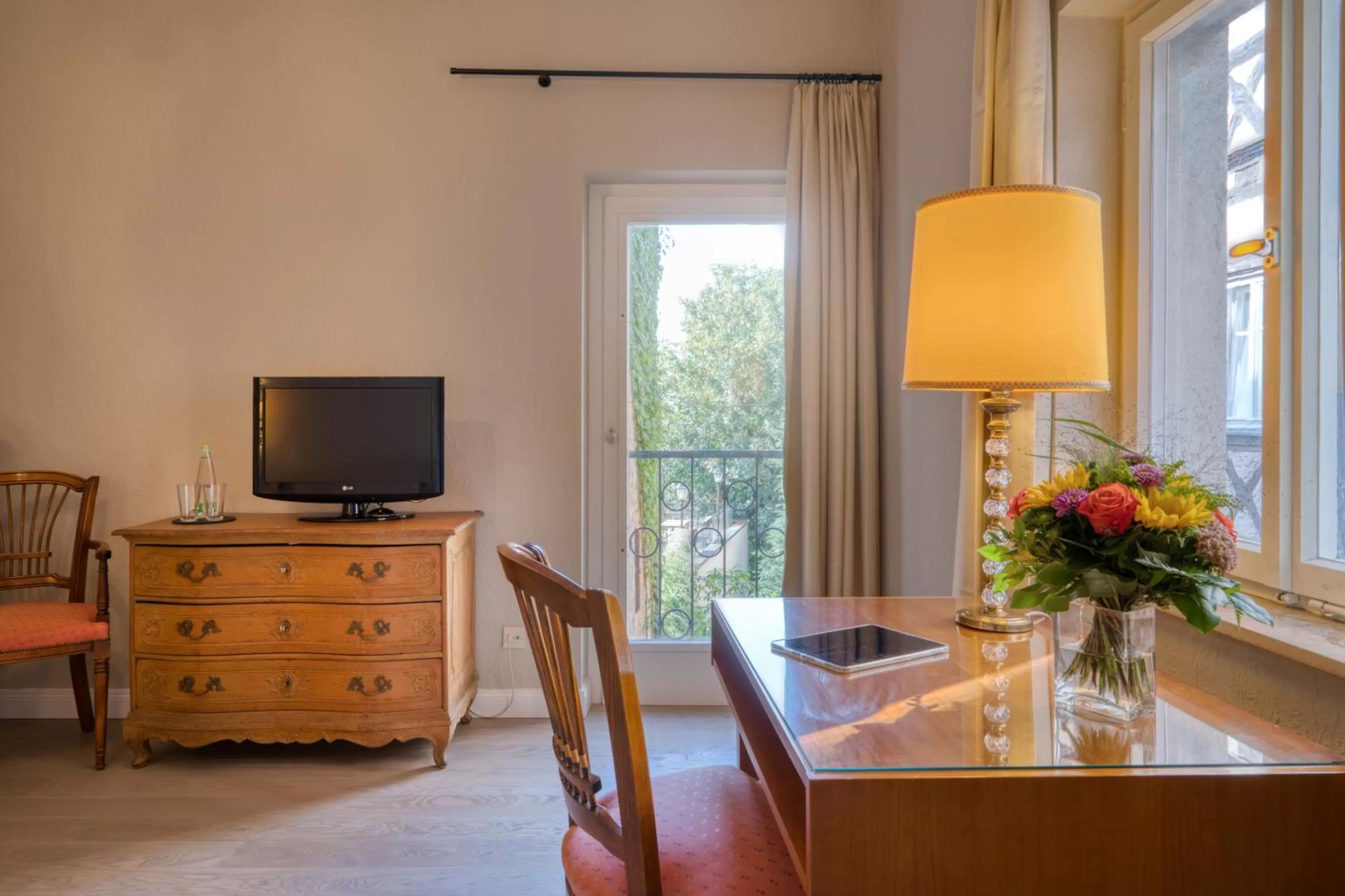 Communal lounge/ TV room in Hotel Eisenhut