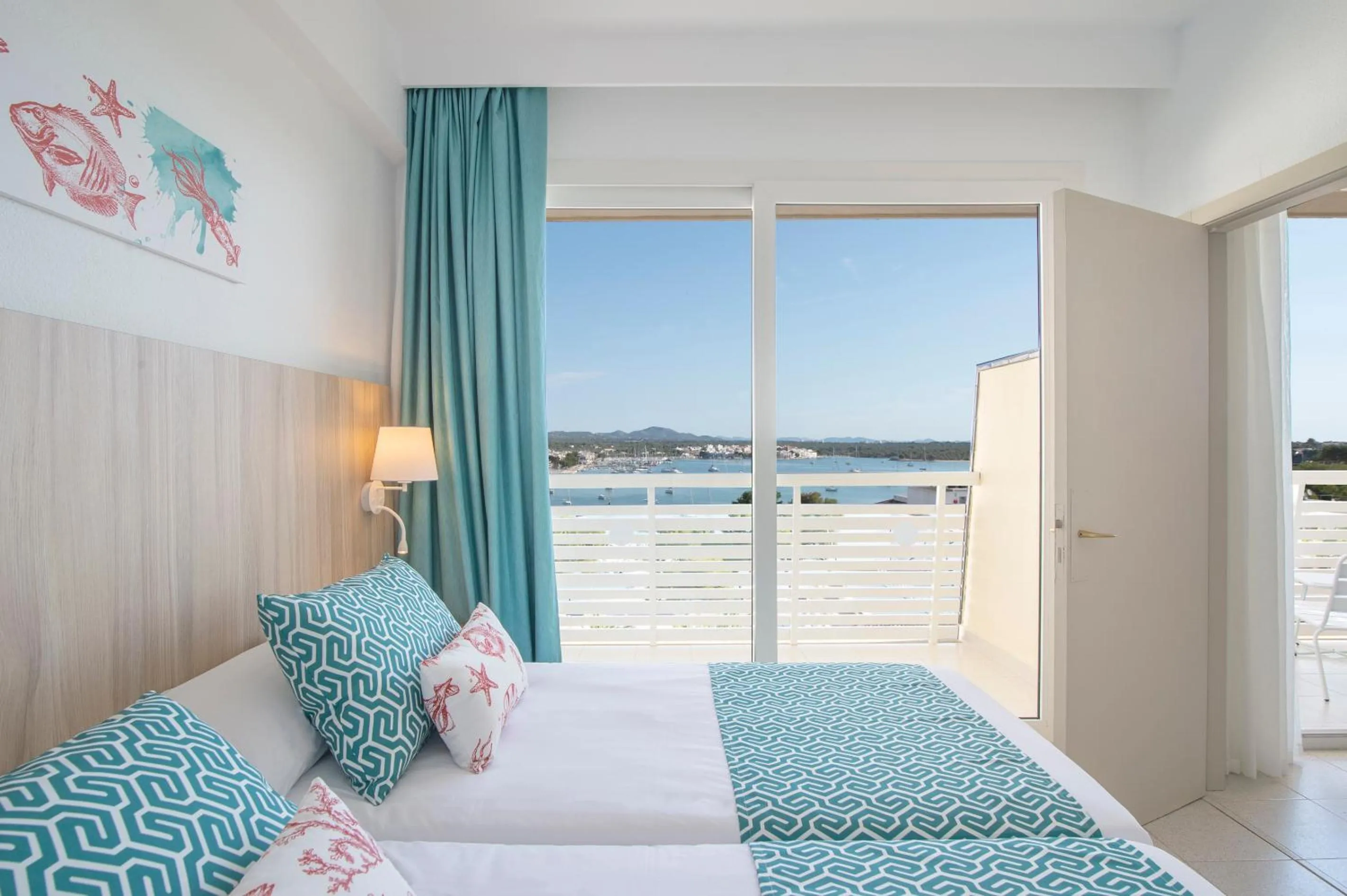 Sea view, Bed in Smy Portocolom - Renovated 2026