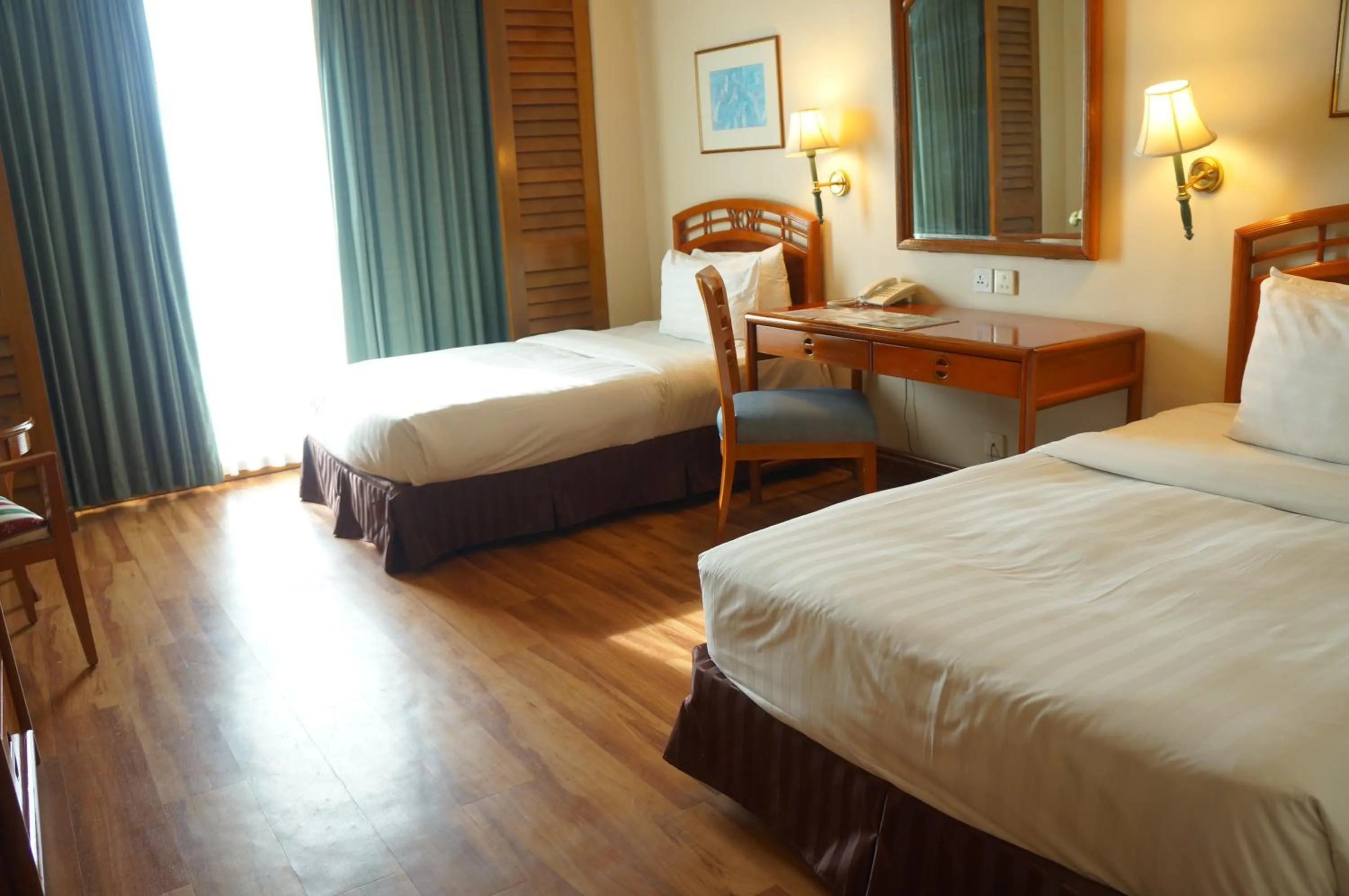 Photo of the whole room, Bed in Sabah Oriental Hotel