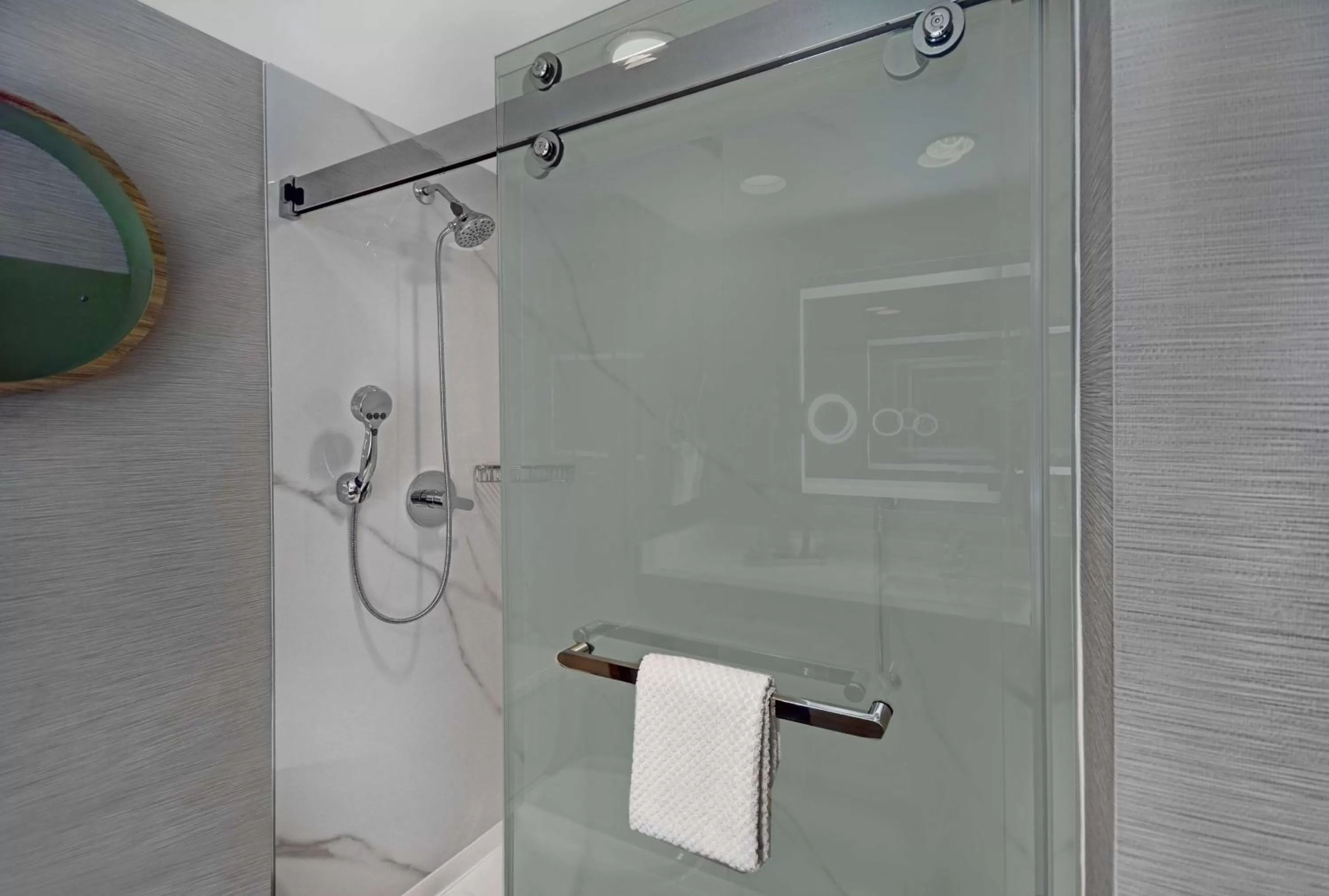 Bathroom in Hilton Hasbrouck Heights-Meadowlands