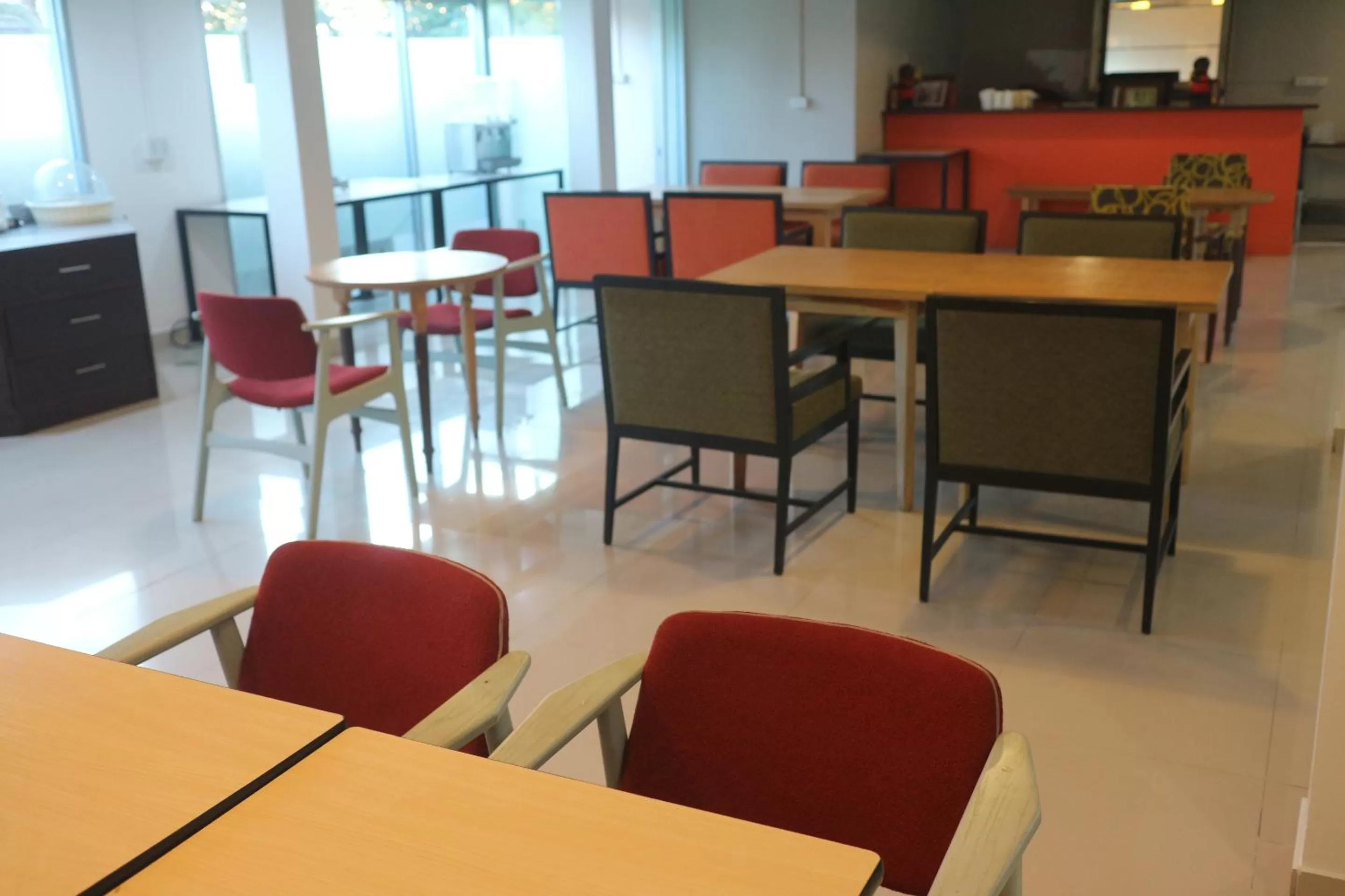 Restaurant/places to eat in Floral Shire Suvarnabhumi Airport