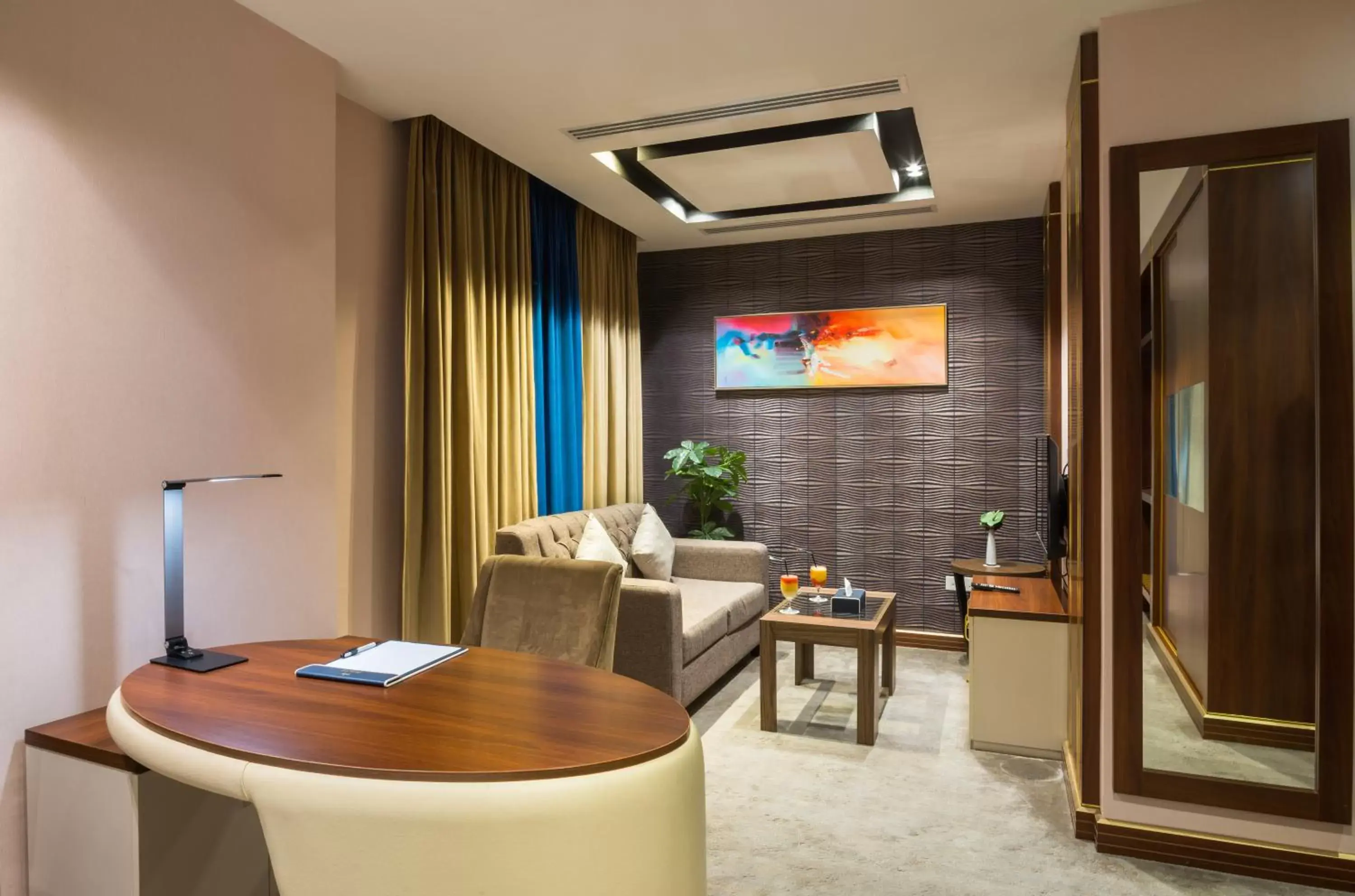 Family Executive Suite in Al Malqa Elite Hotel Family Executive Suite in Al Malqa Elite Hotel
