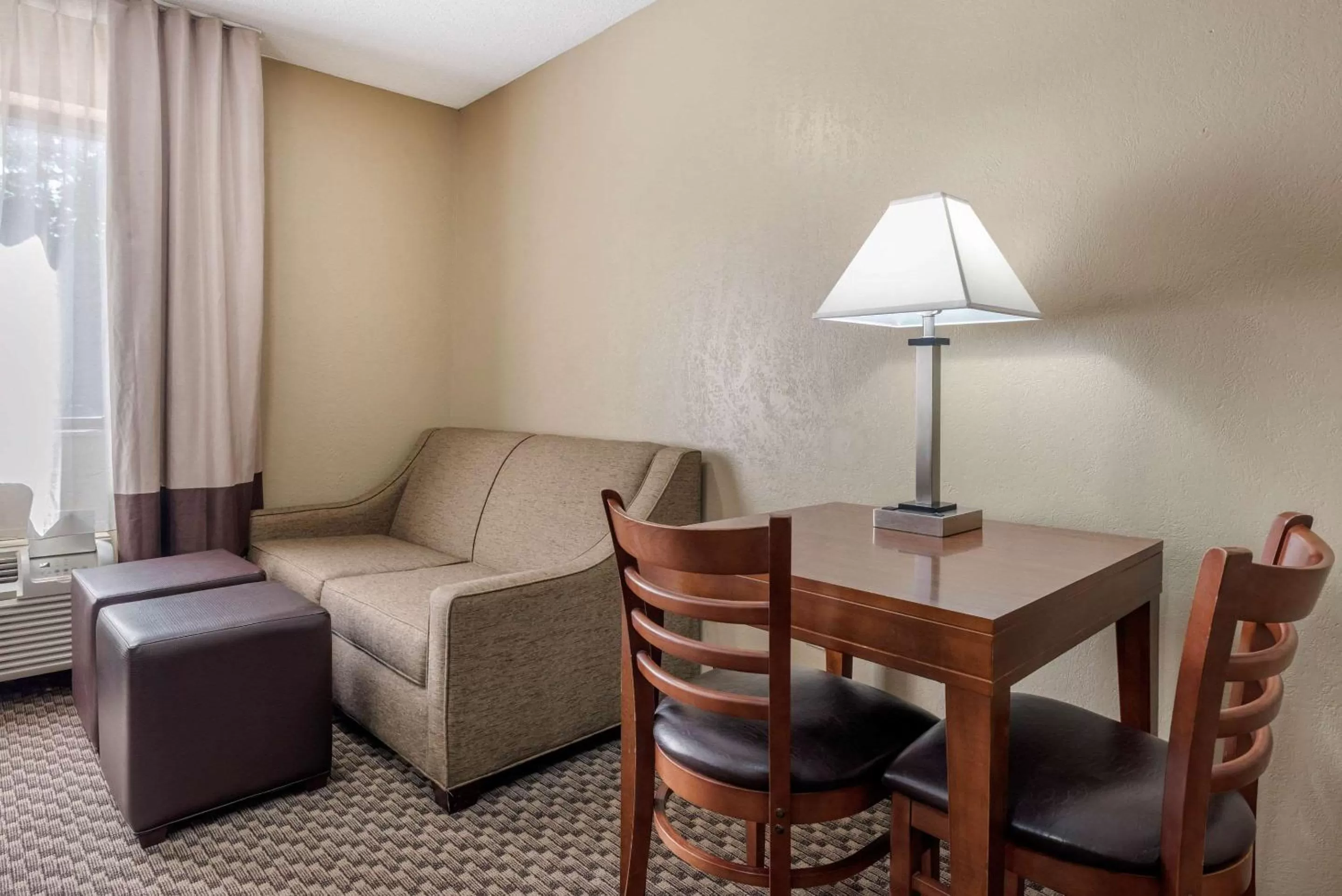 Photo of the whole room in Comfort Inn Indianapolis South