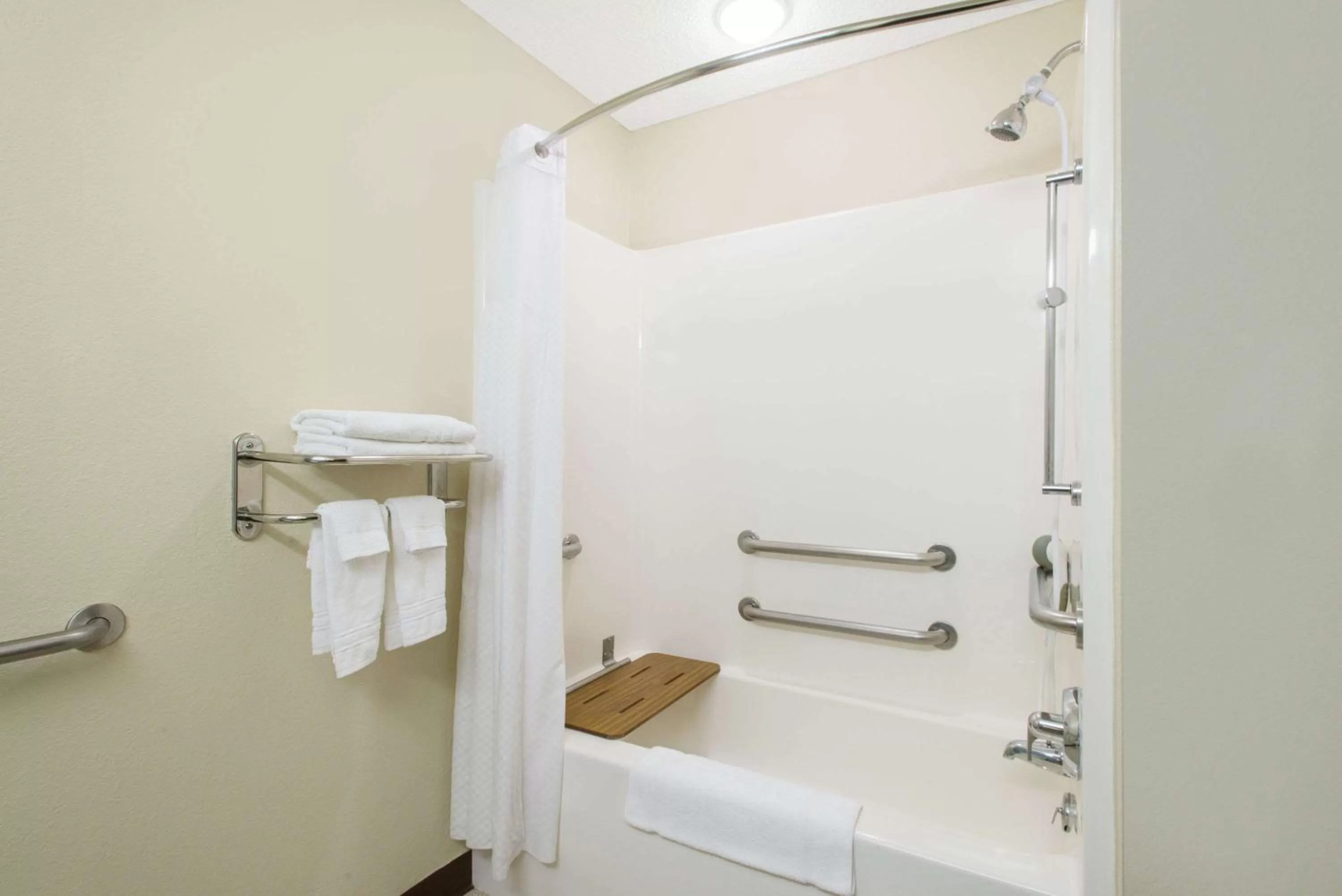Bathroom in Microtel Inn & Suites by Wyndham