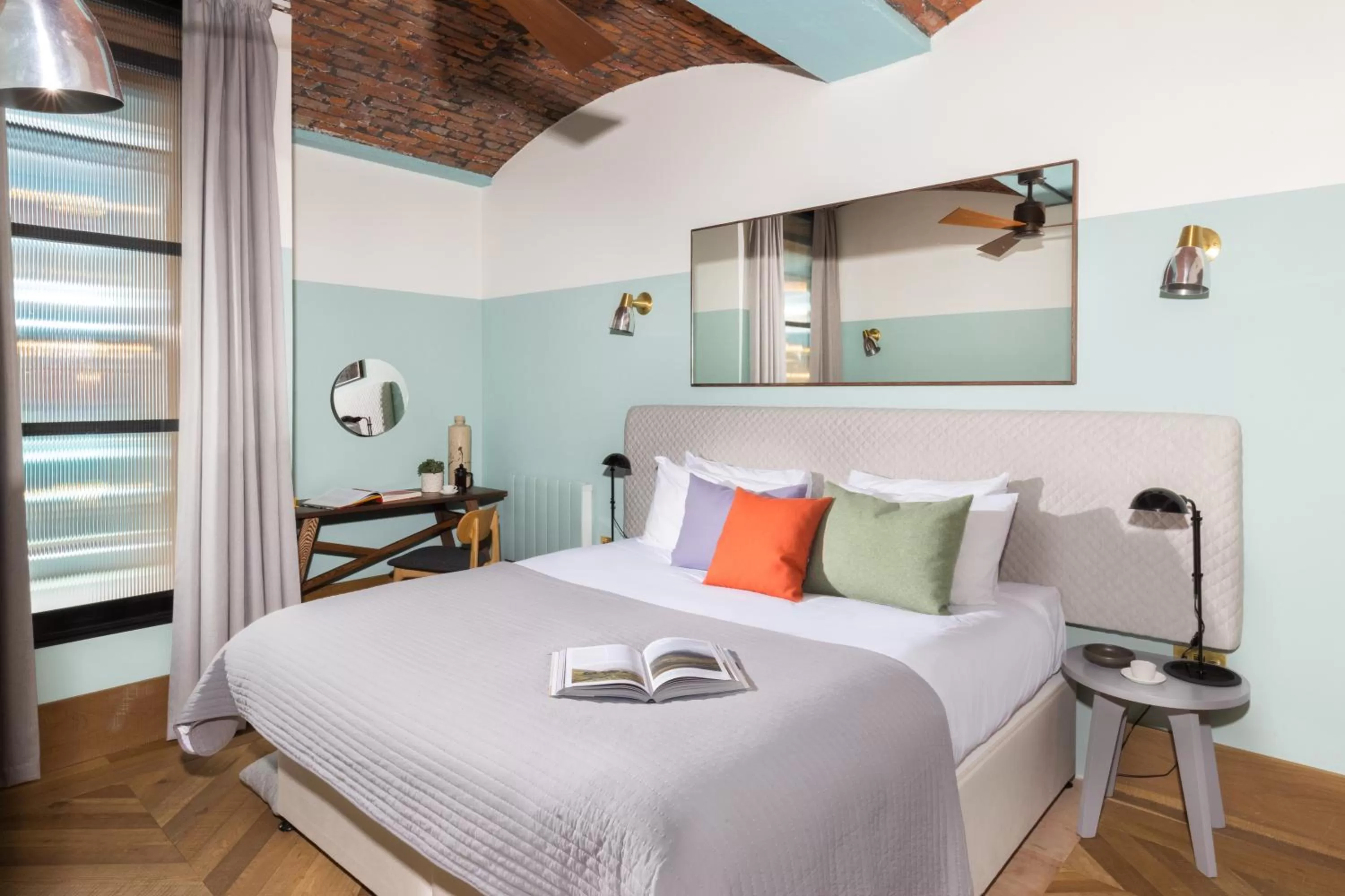 Bed in Native Manchester