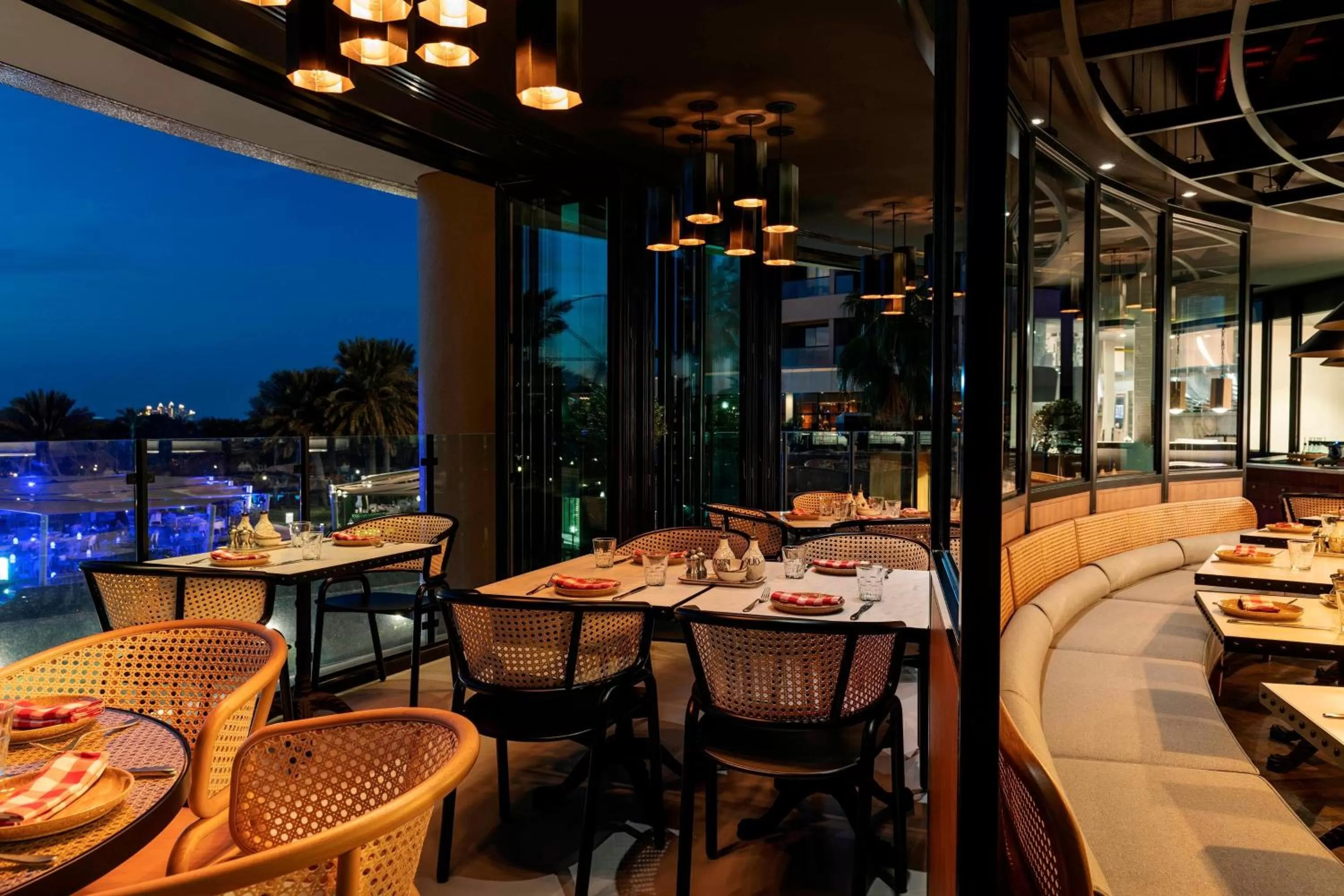 Restaurant/places to eat in Le Royal Meridien Beach Resort & Spa Dubai