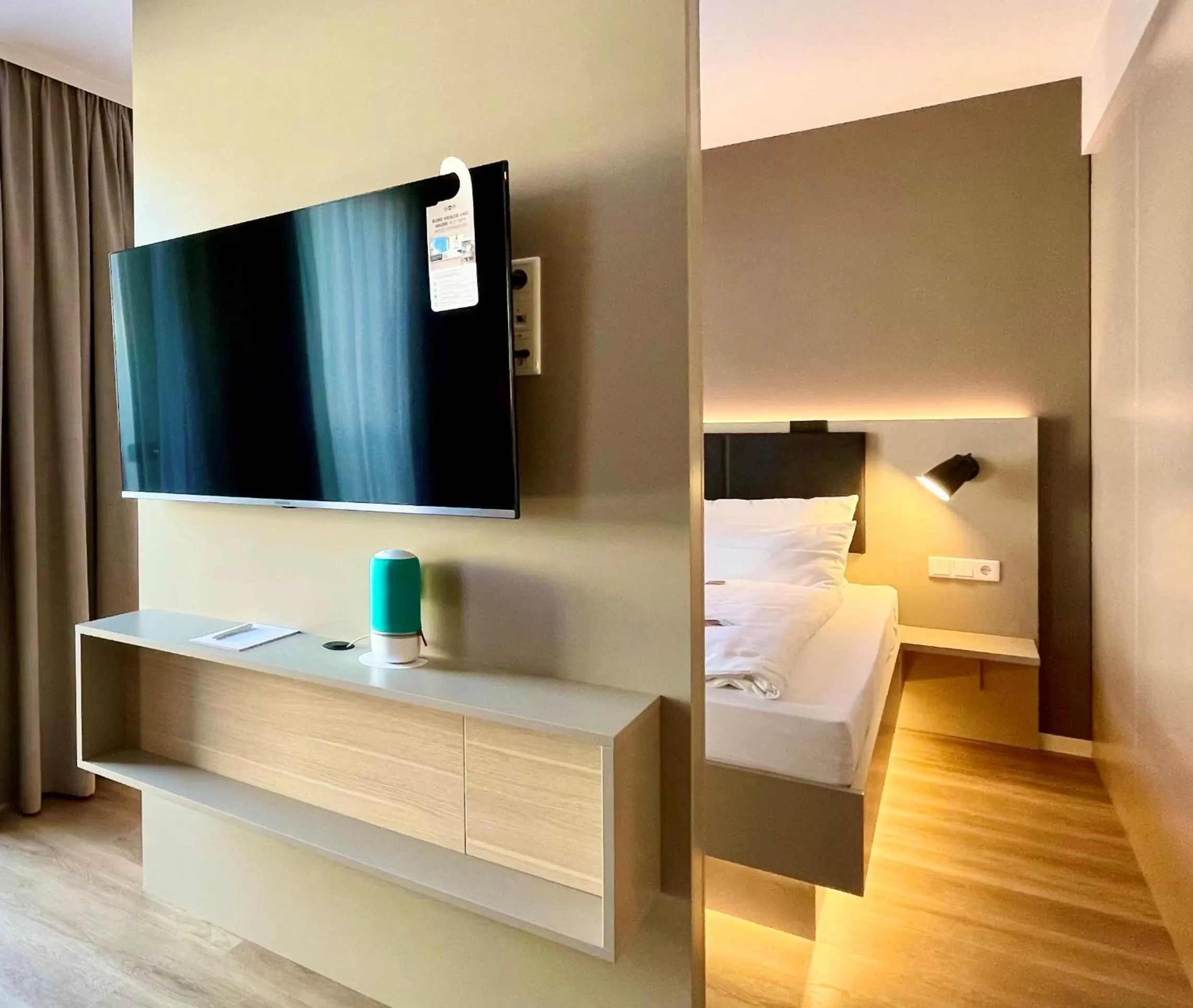 Bedroom, Bed in zeitwohnhaus SUITE-HOTEL & SERVICED APARTMENTS