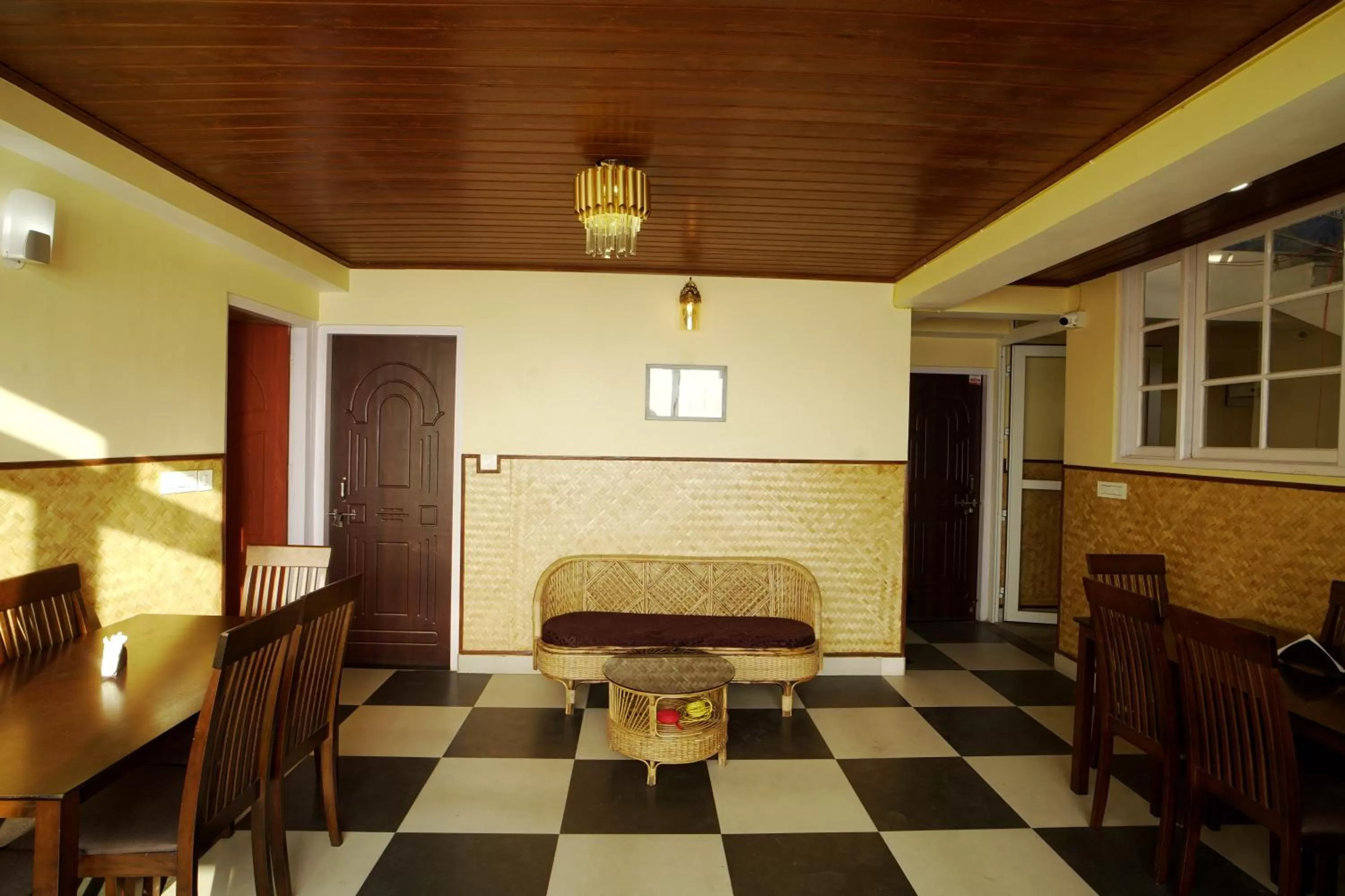 Seating area in Hotel Hill Queen near Sherpa Gumba Darjeeling Mall 5 Min Couple Friendly