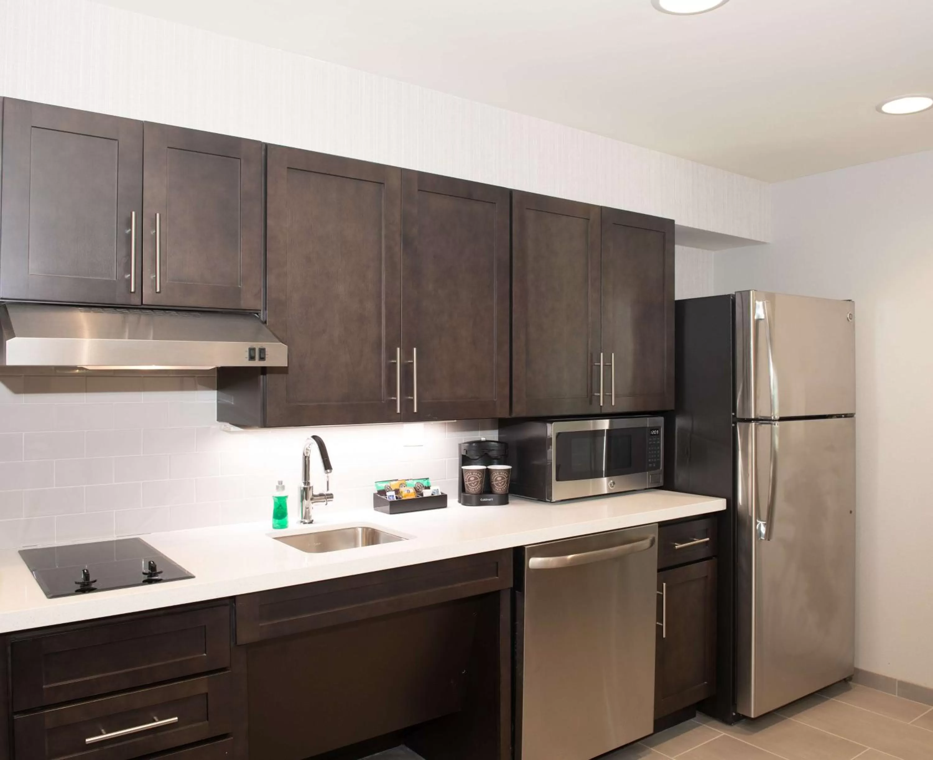 Kitchen or kitchenette in Homewood Suites By Hilton North Charleston