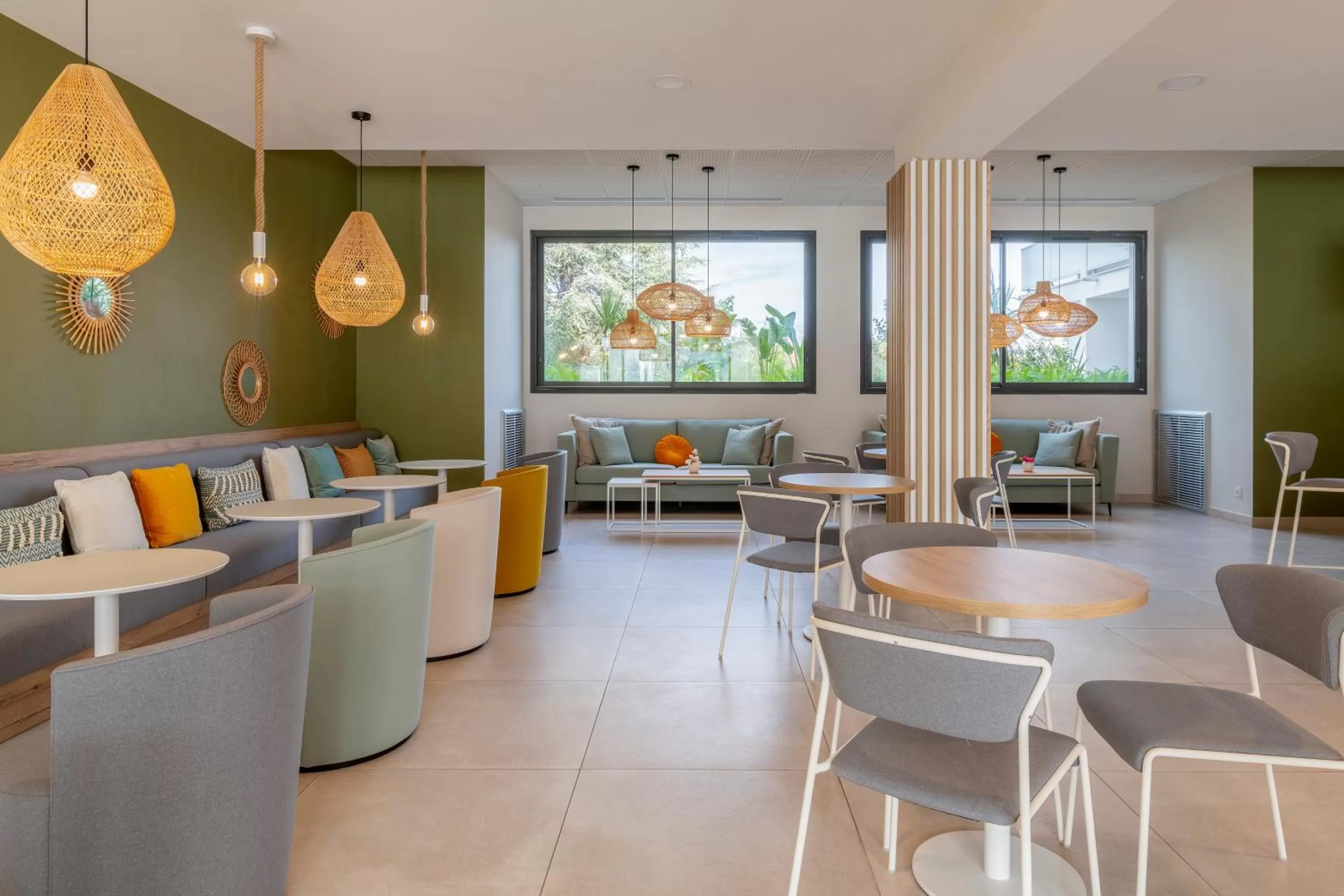 Living room in Lagrange Apart'Hôtel Antibes Olympie