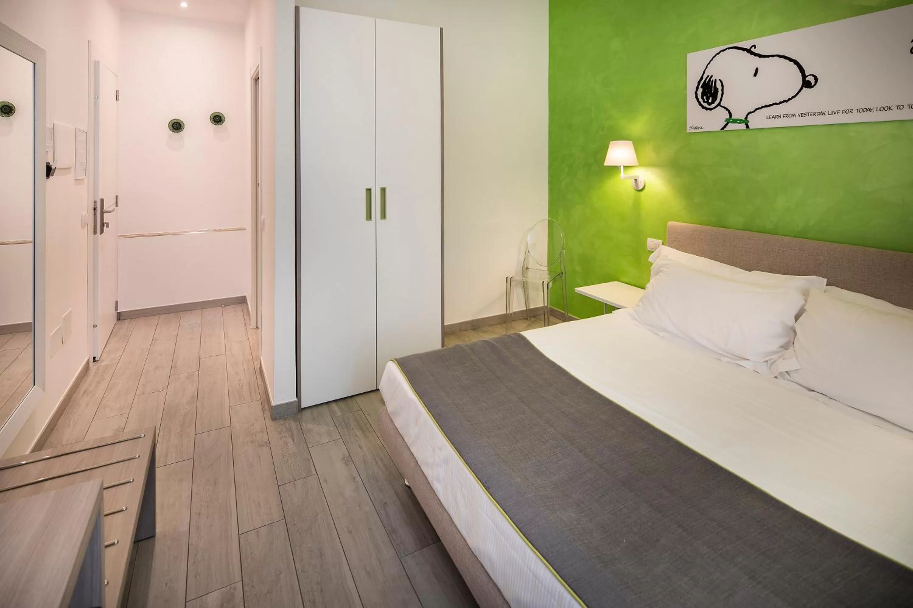 Bedroom, Bed in IstayinToledo Luxury Guest House