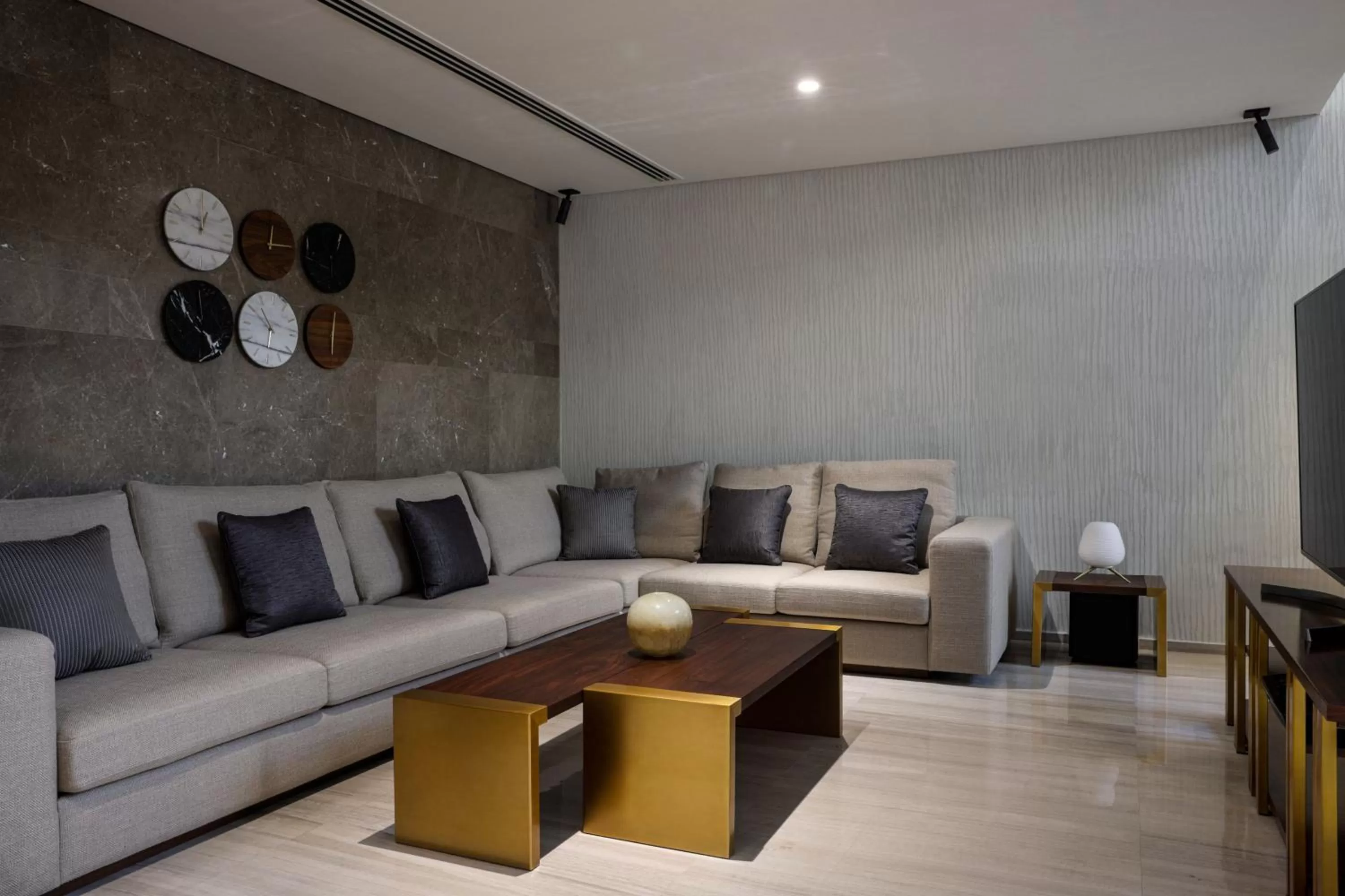 Living room in Le Méridien Dubai Hotel & Conference Centre