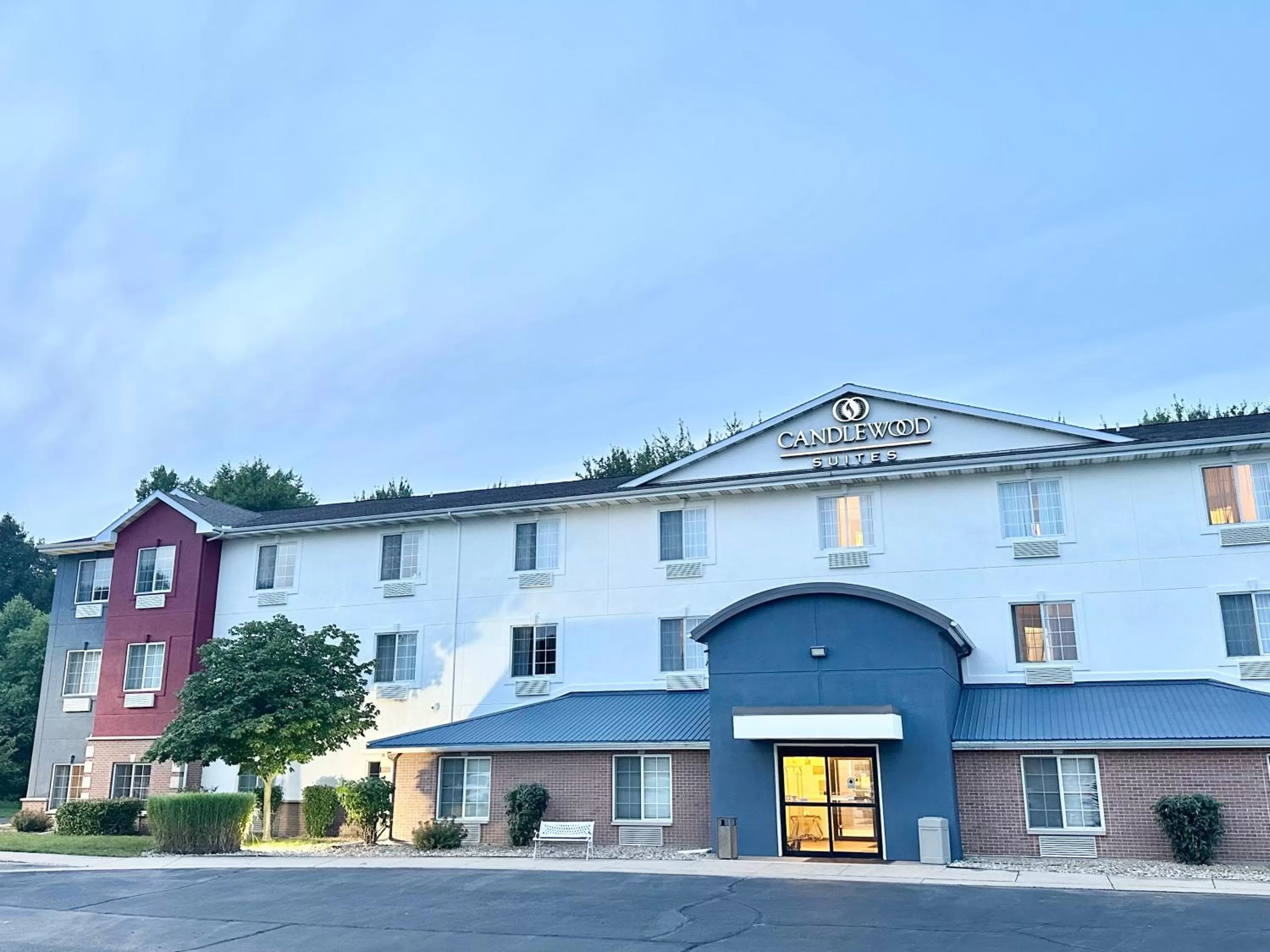 Property building in Candlewood Suites Saint Joseph - Benton Harbor by IHG