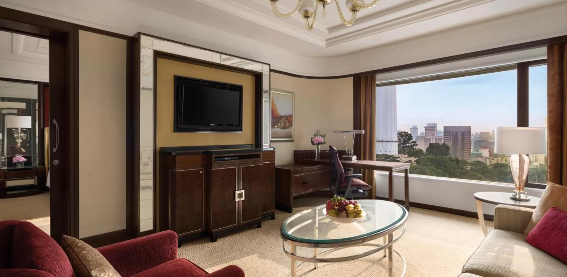 TV and multimedia in Shangri-La Kuala Lumpur