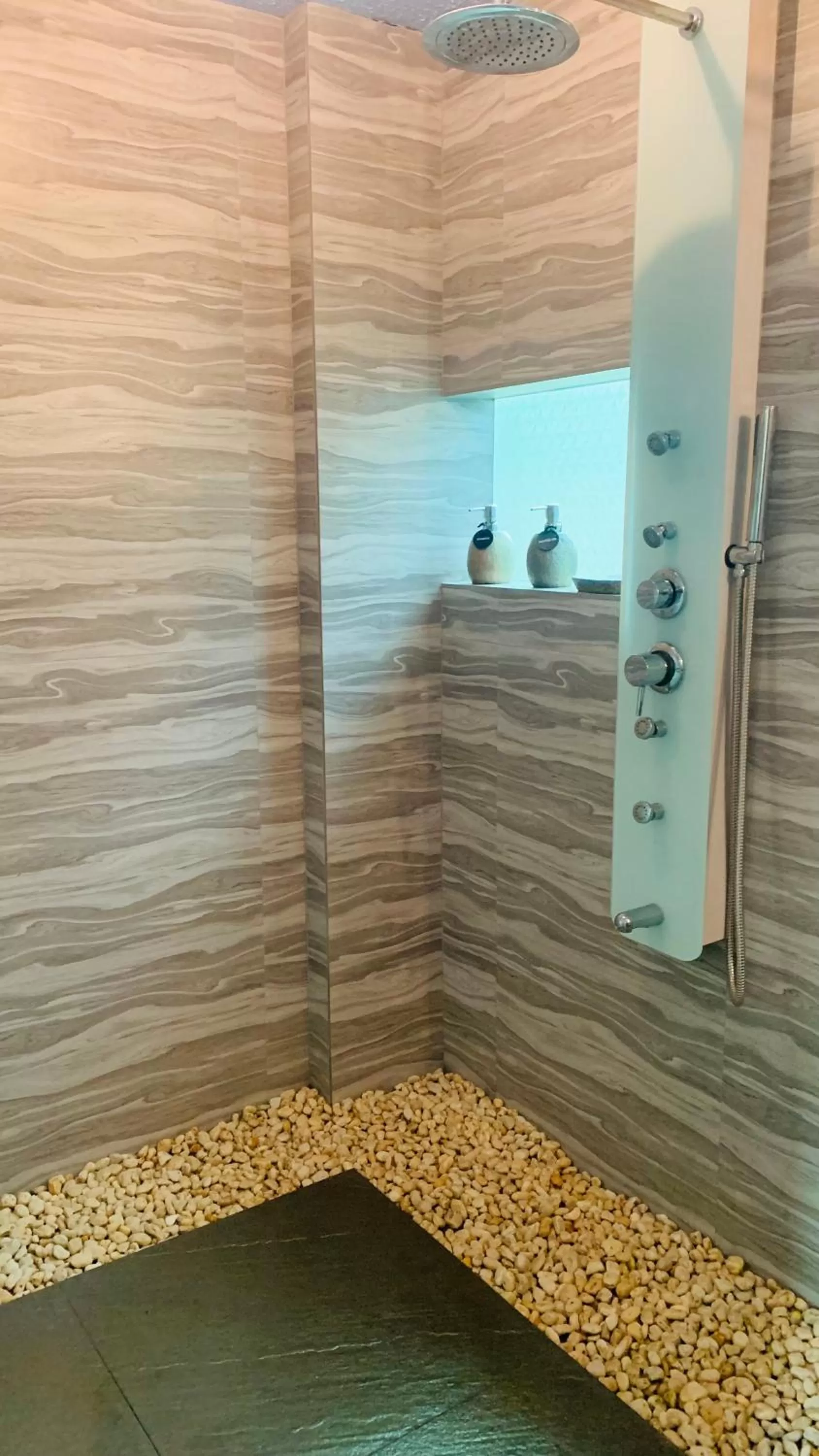 Bathroom in Hidden of Cailan Inn