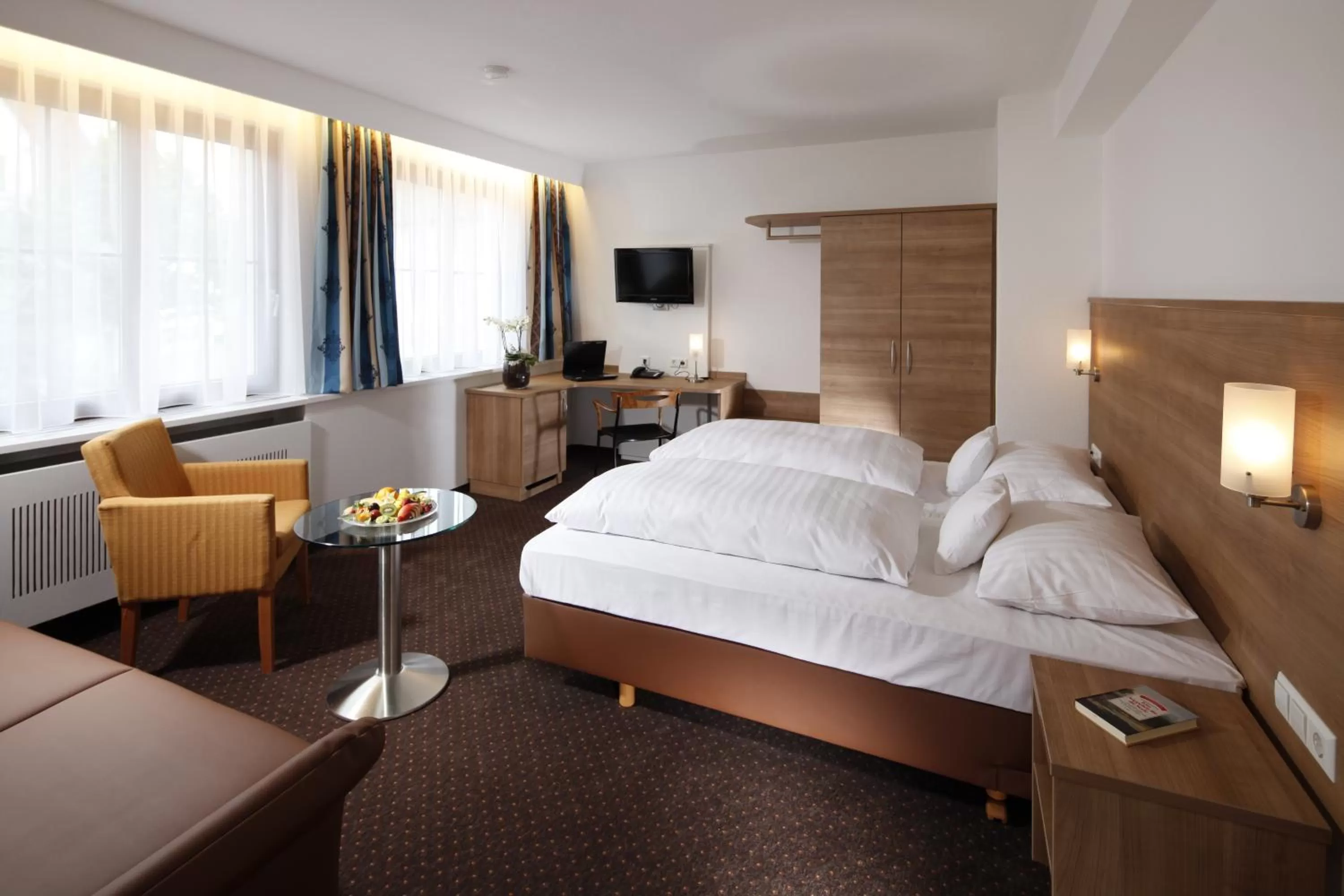 Photo of the whole room, Bed in Hotel Warteck