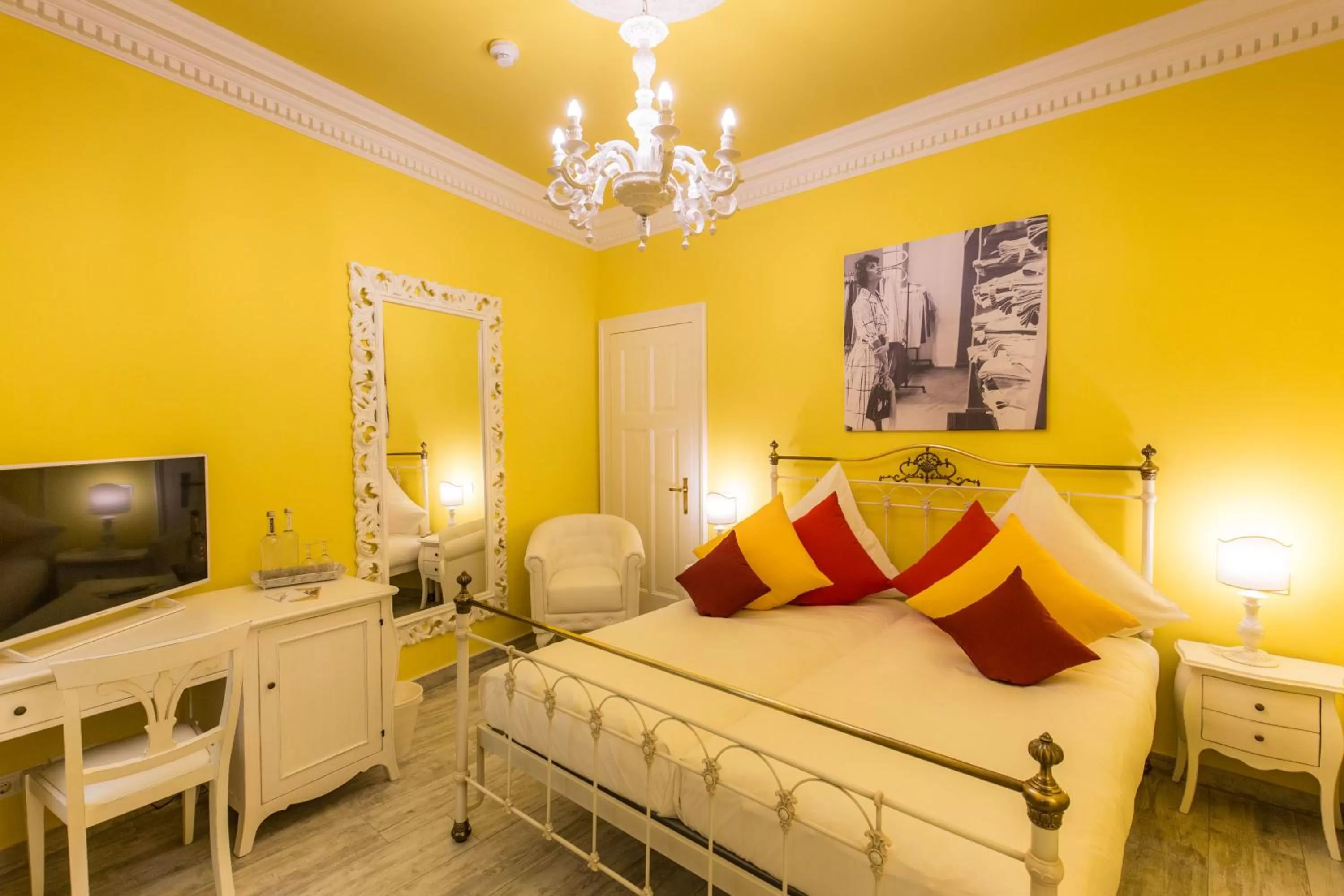 Photo of the whole room, Bed in Grande Albergo Giancarlo