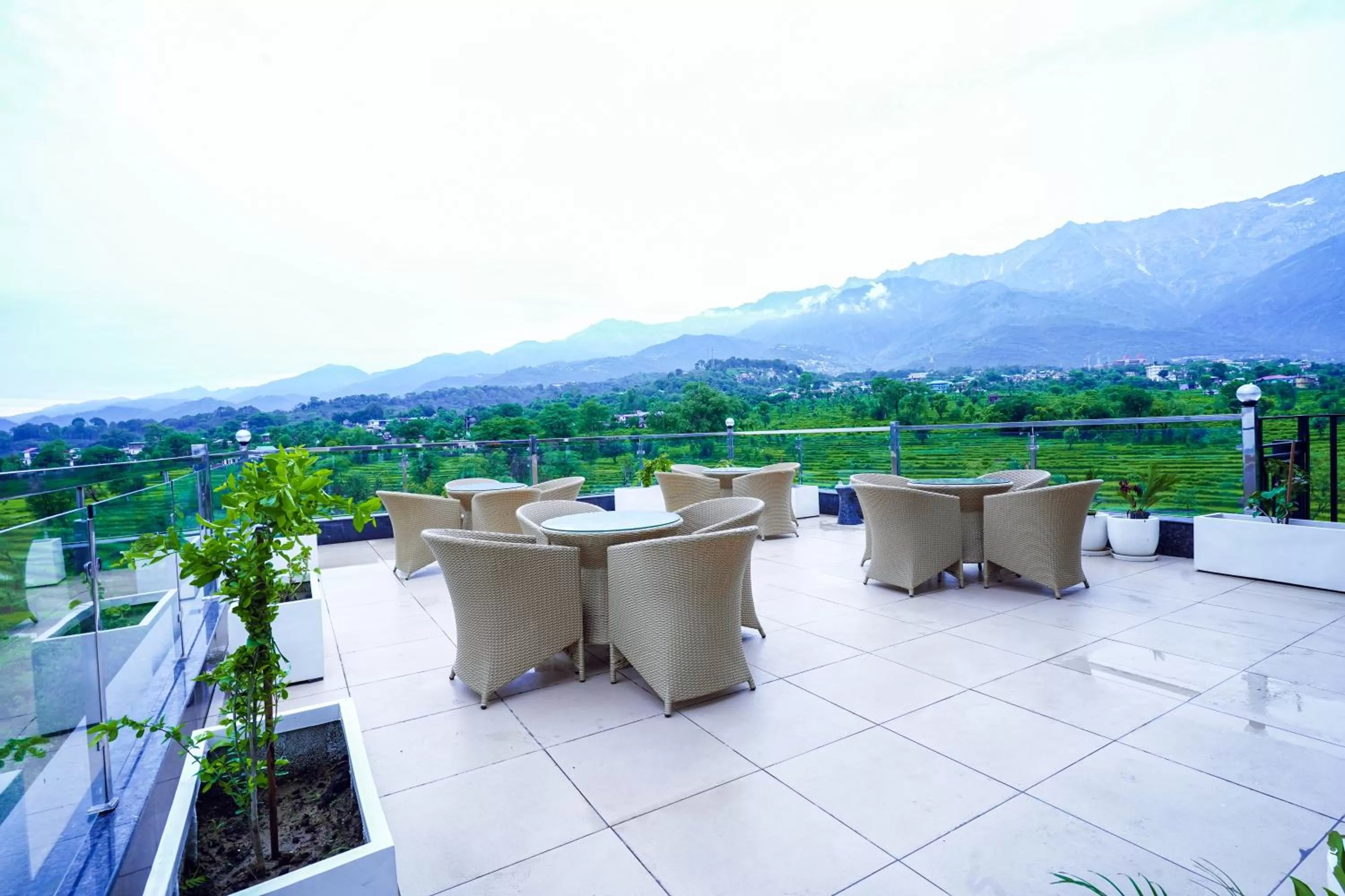 Restaurant/places to eat in Click Collection The Abode, Dharamshala