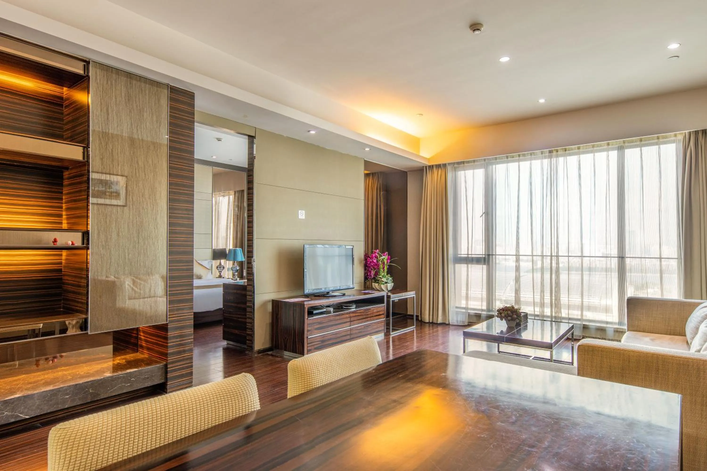 Guangzhou Xing Yi International Apartment - Poly World Branch