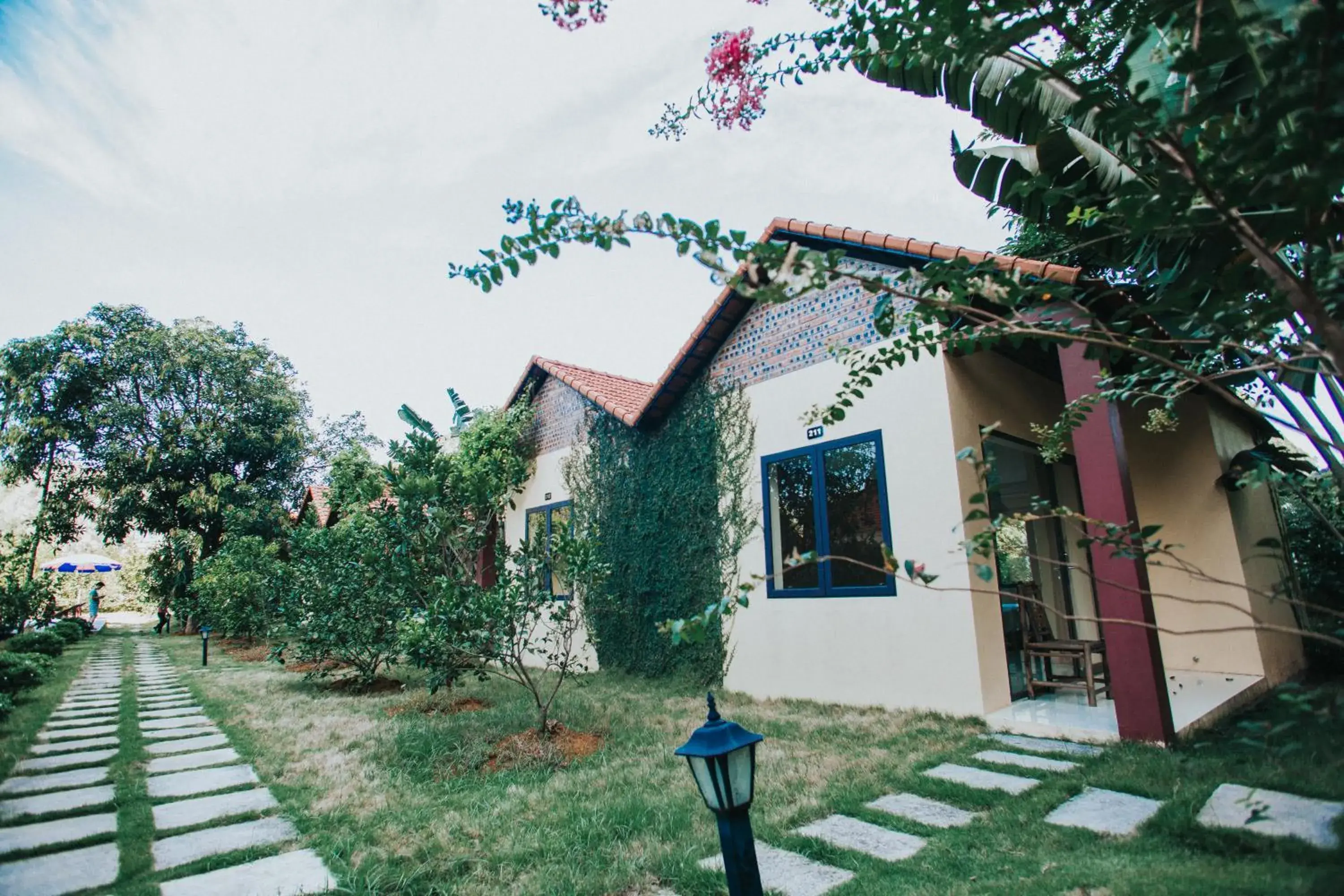 Family Room with Garden View in Trang An Retreat Family Room with Garden View in Trang An Retreat