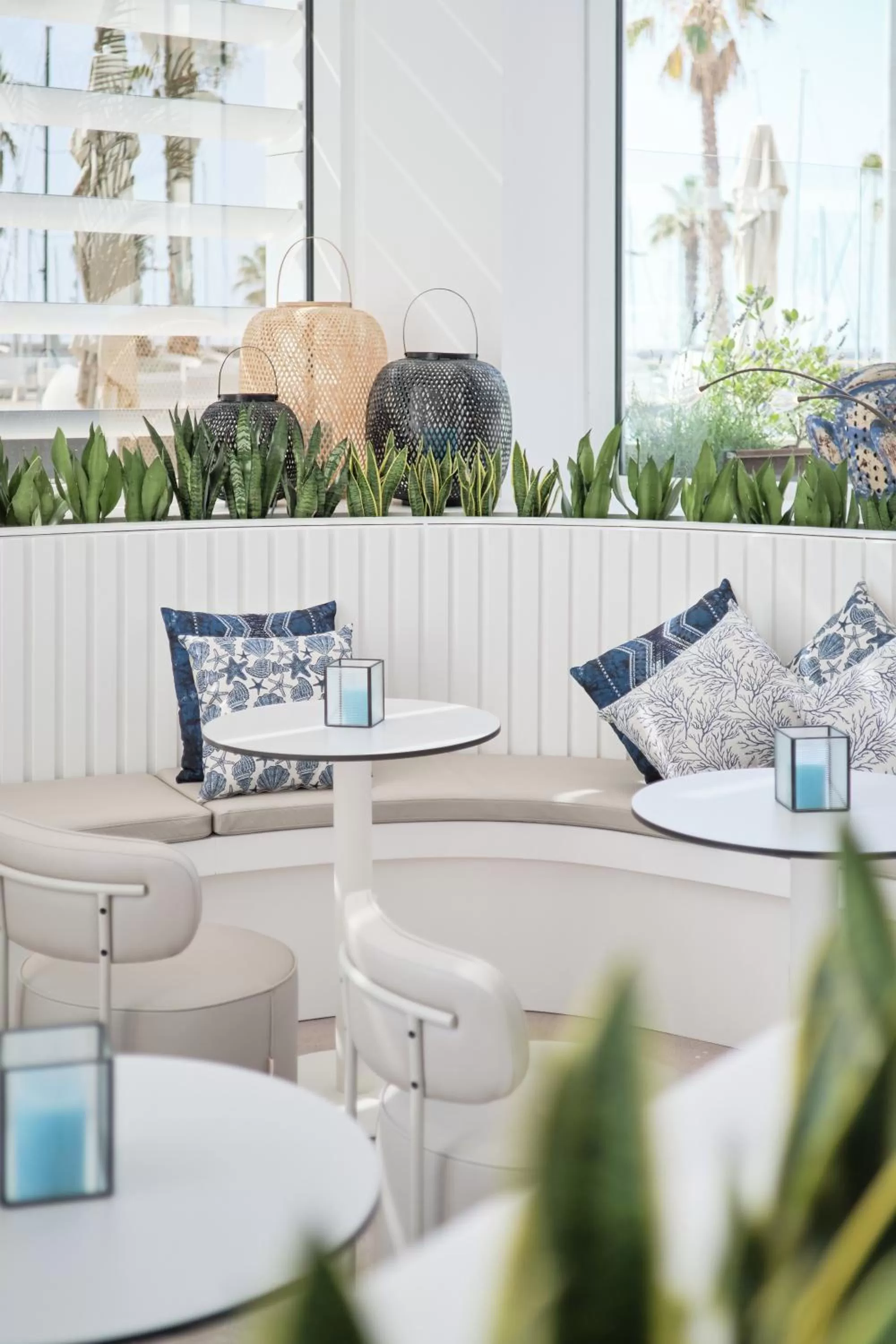 Lounge or bar in Hotel Marina Badalona