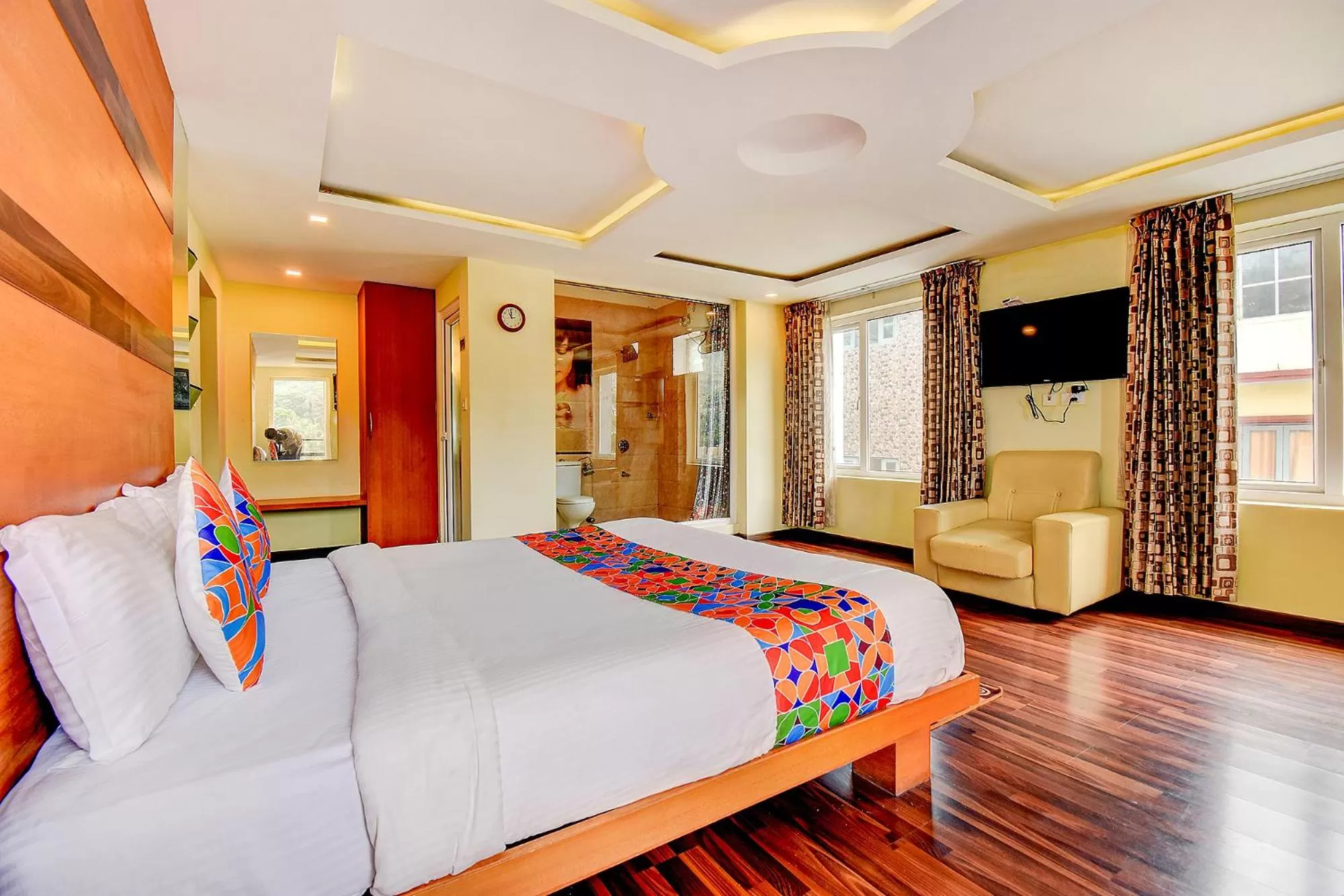 TV and multimedia, Bed in FabHotel Abirami Grand Inn - Nr Bryant Park