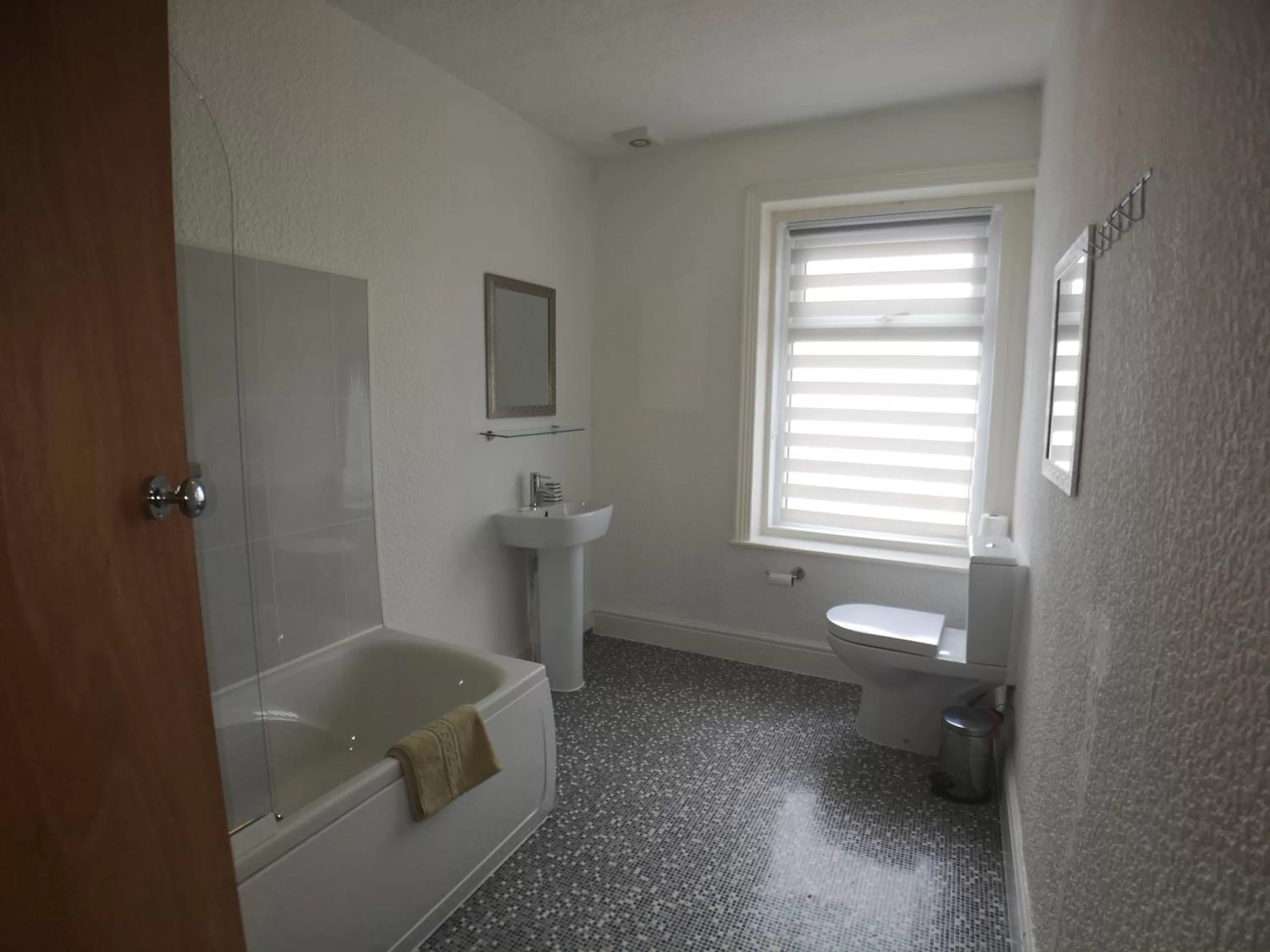 Shower in The Hopton Hotel