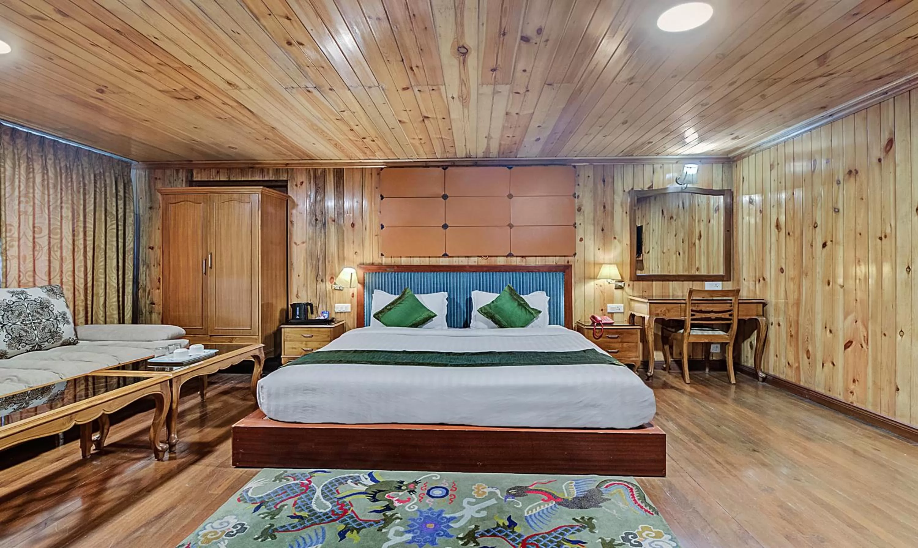 Photo of the whole room, Bed in Dekeling Hotel